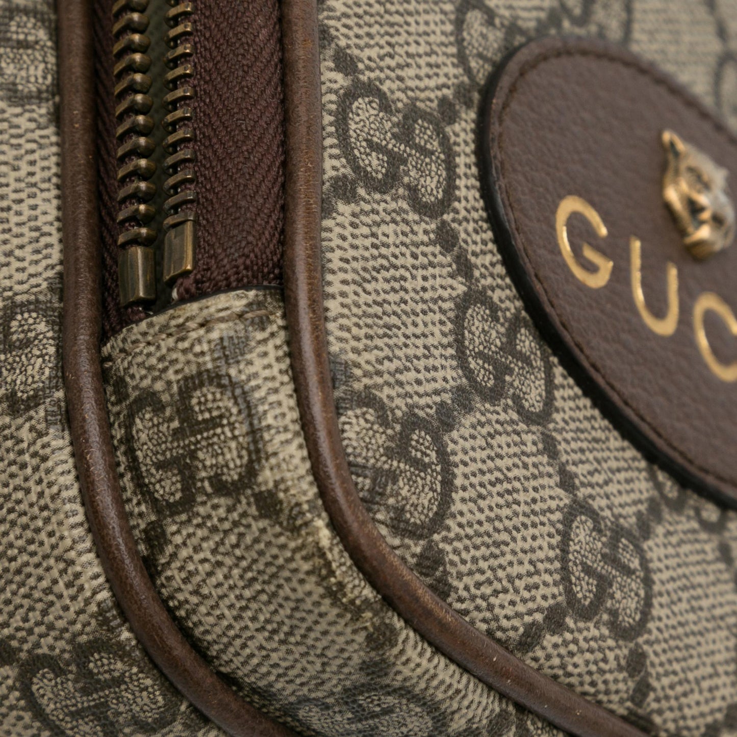 Gucci Mini GG Supreme Neo Vintage Crossbody (SHG-Zjtuex)