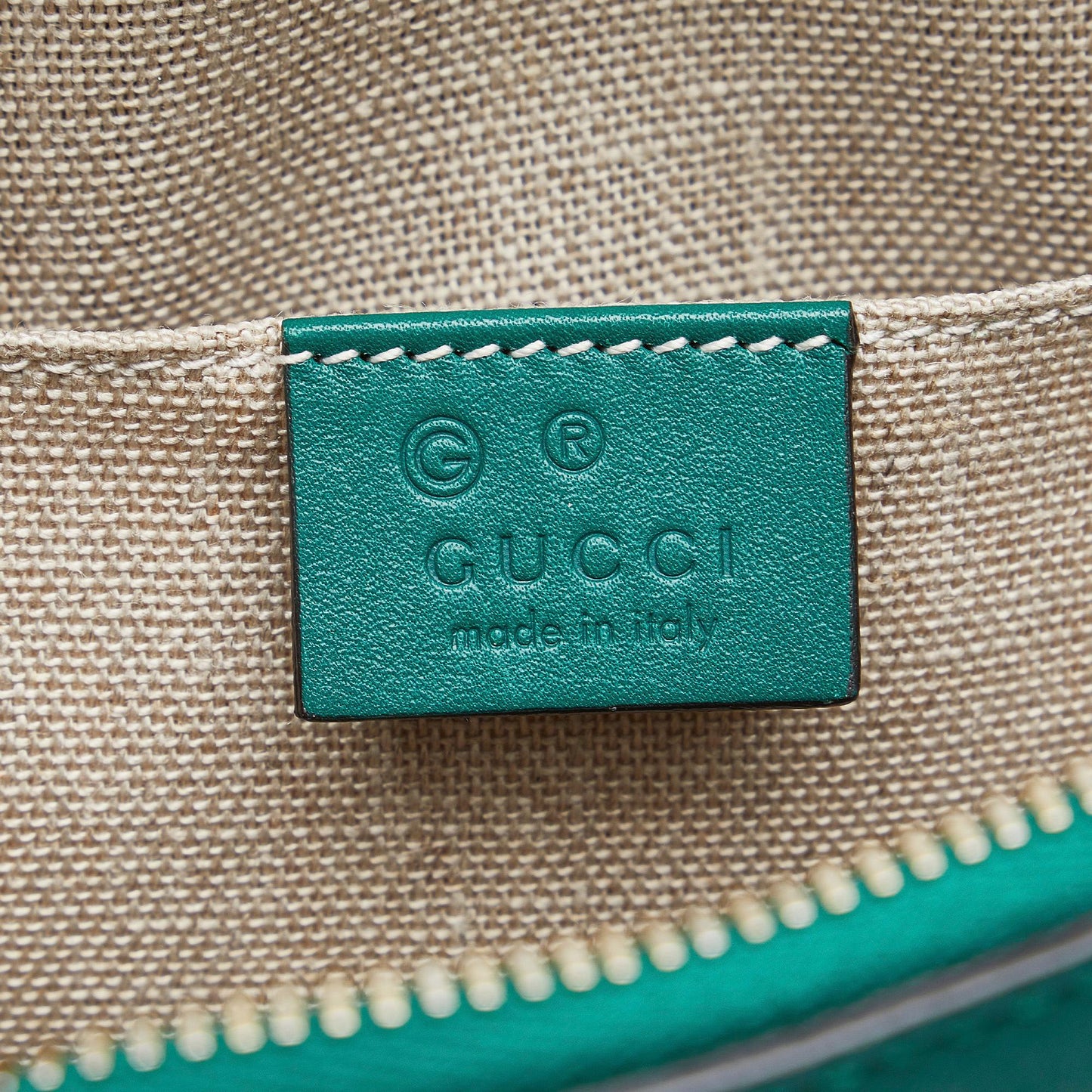 Gucci Mini Microguccissima Dome Satchel (SHG-ZQJj2v)