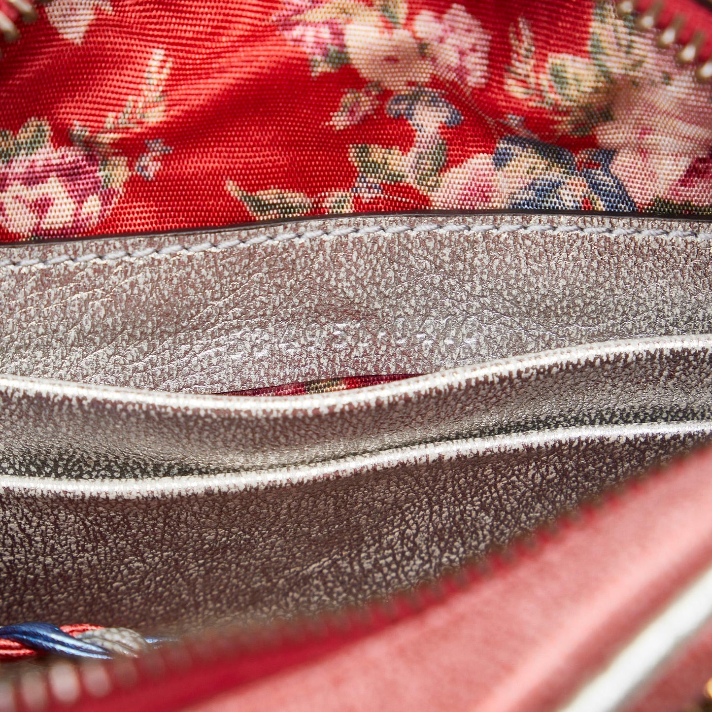 Gucci Mini Trapuntata GG Crossbody Bag (SHG-CT1I91)