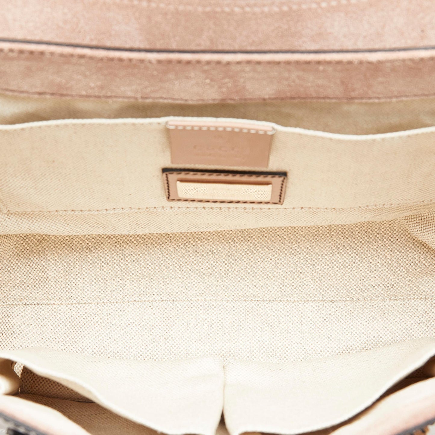 Gucci Patent Microguccissima Emily Shoulder Bag (SHG-jKZF4b)