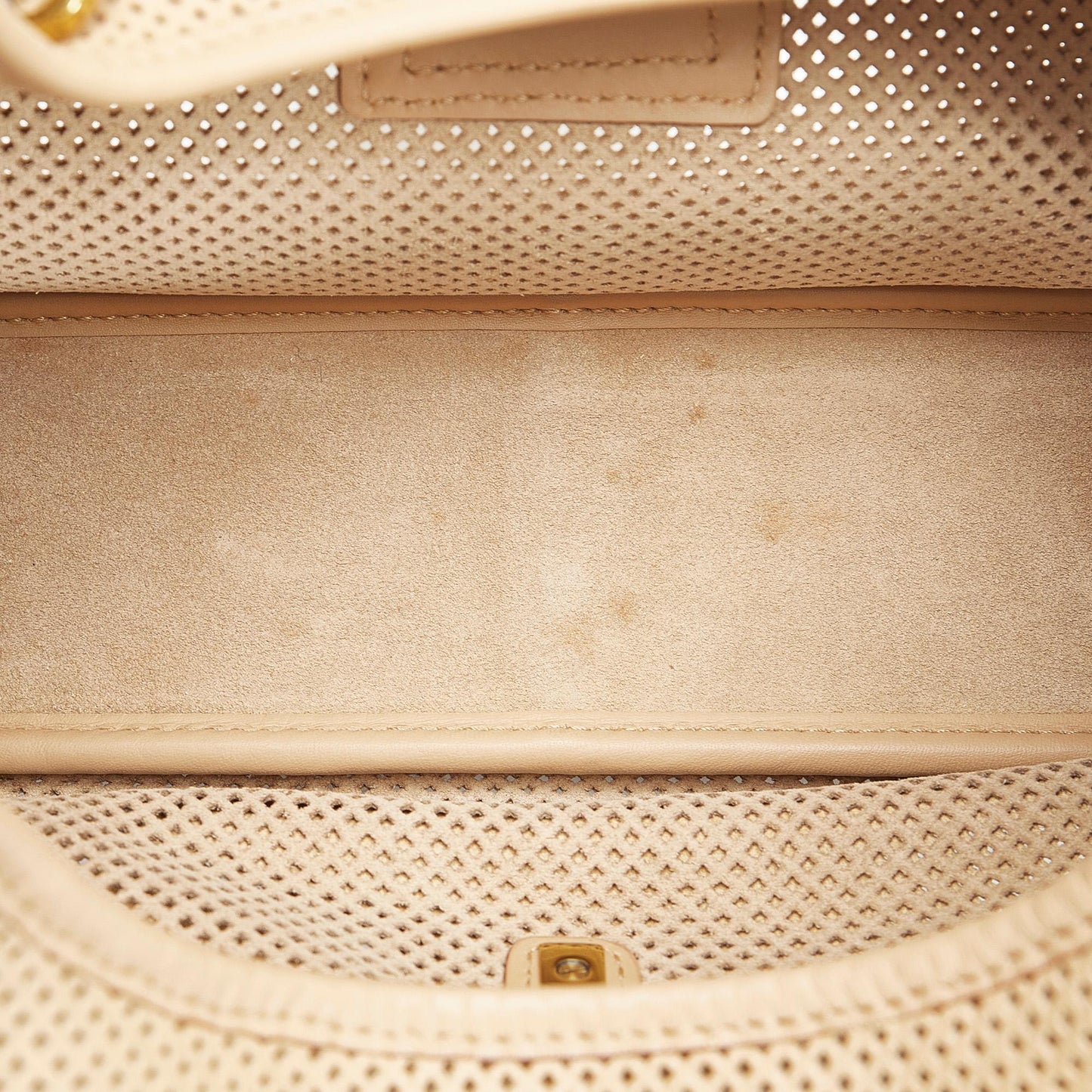 Gucci Perforated Jackie Shoulder Bag (SHG-FHA5EO)