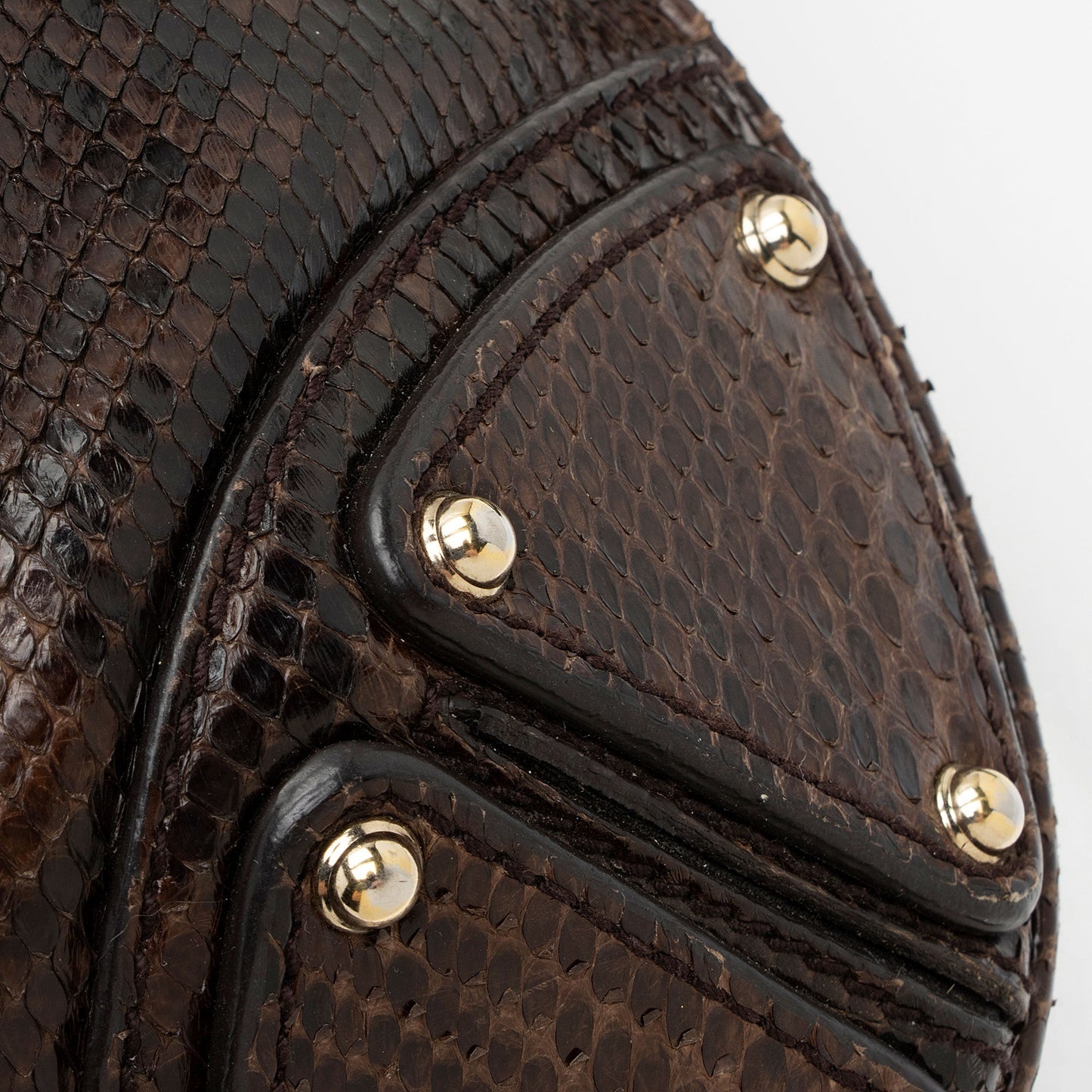 Gucci Python Medium Indy Satchel (SHF-o6MQCe)