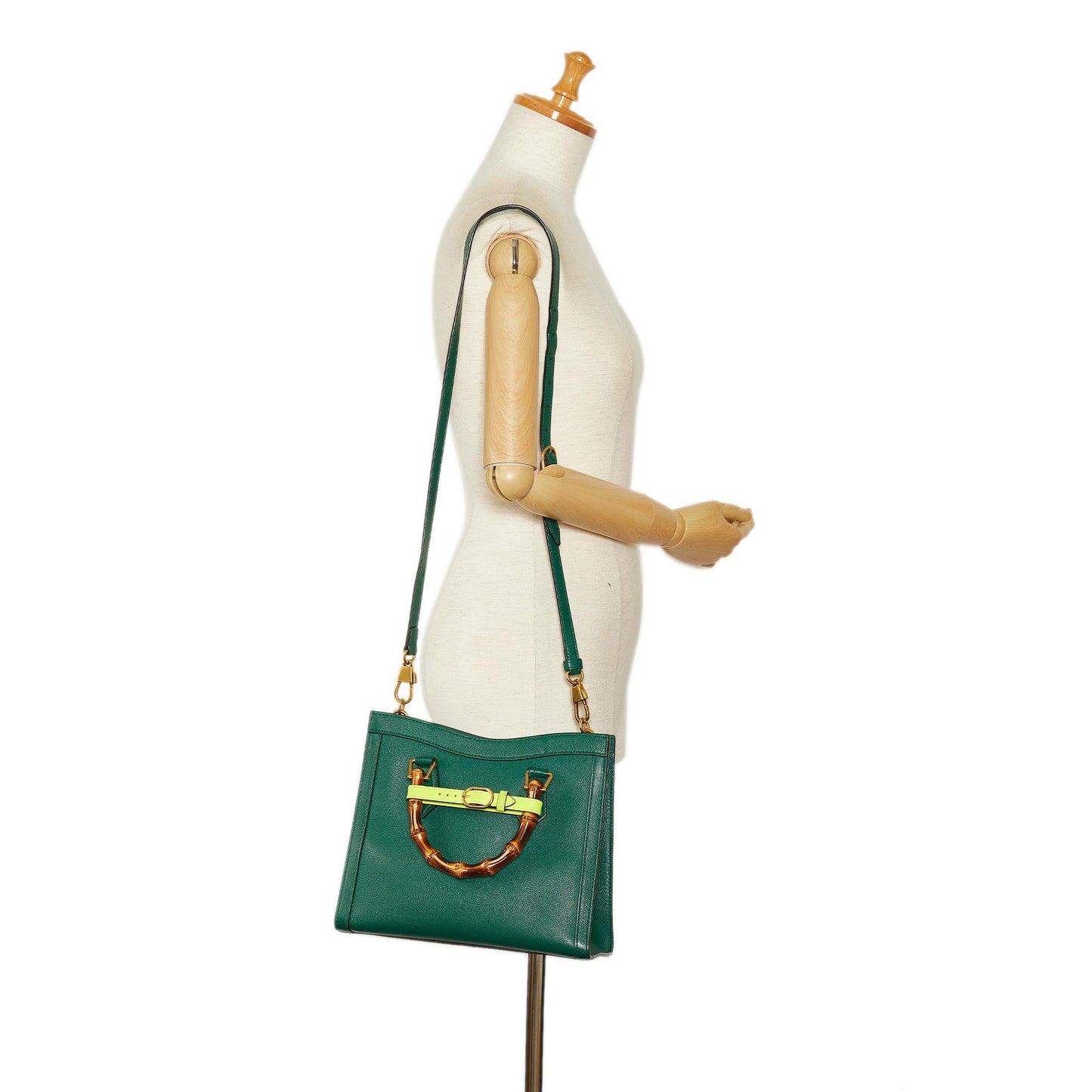 Gucci Small Bamboo Diana Satchel (SHG-YzIOpD)