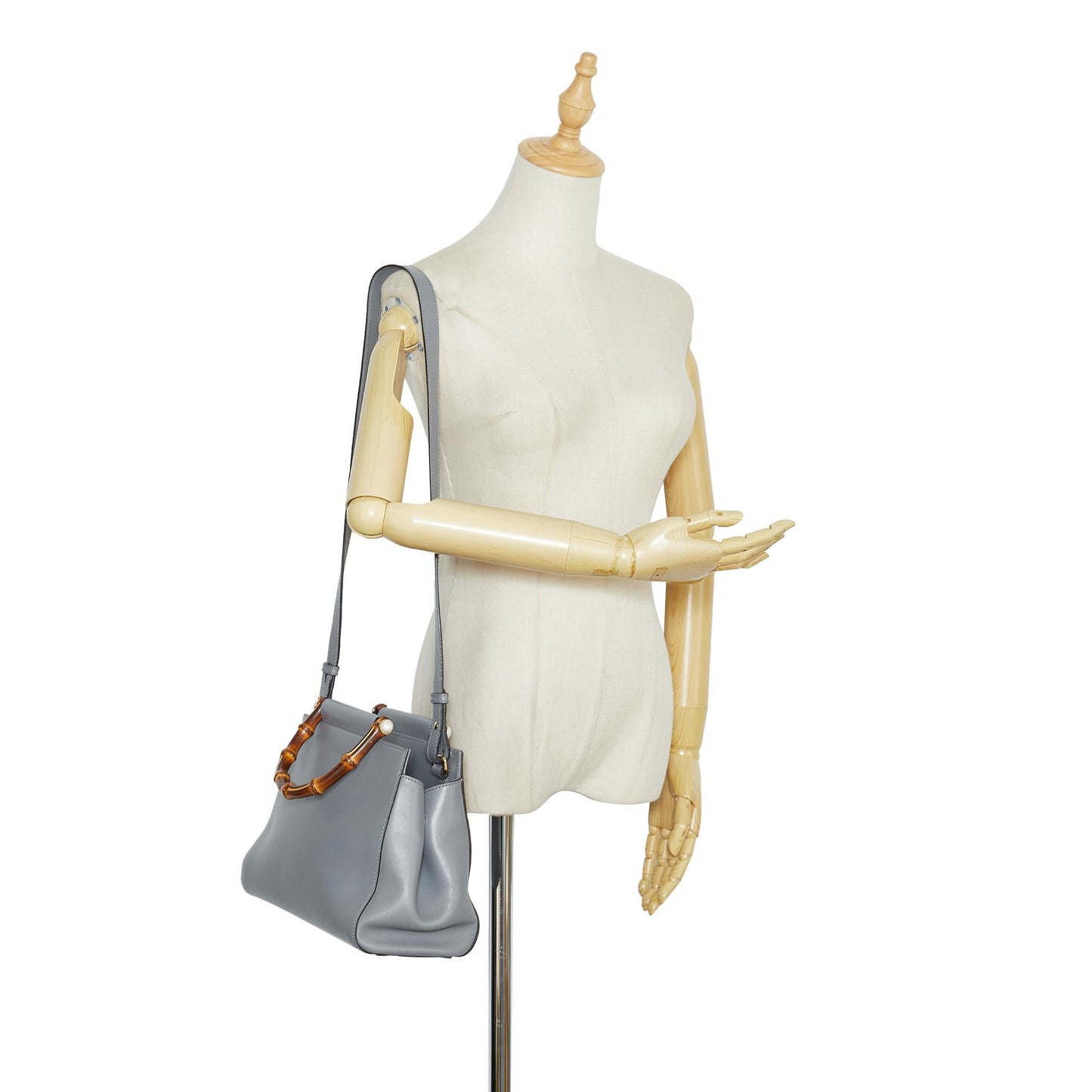 Gucci Small Bamboo Nymphaea Satchel (SHG-v3IHLK)
