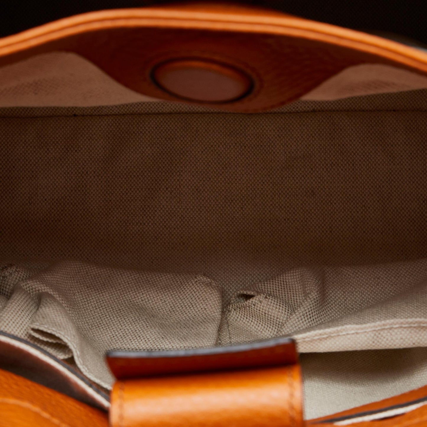 Gucci Small Bamboo Shopper (SHG-dlzpl4)
