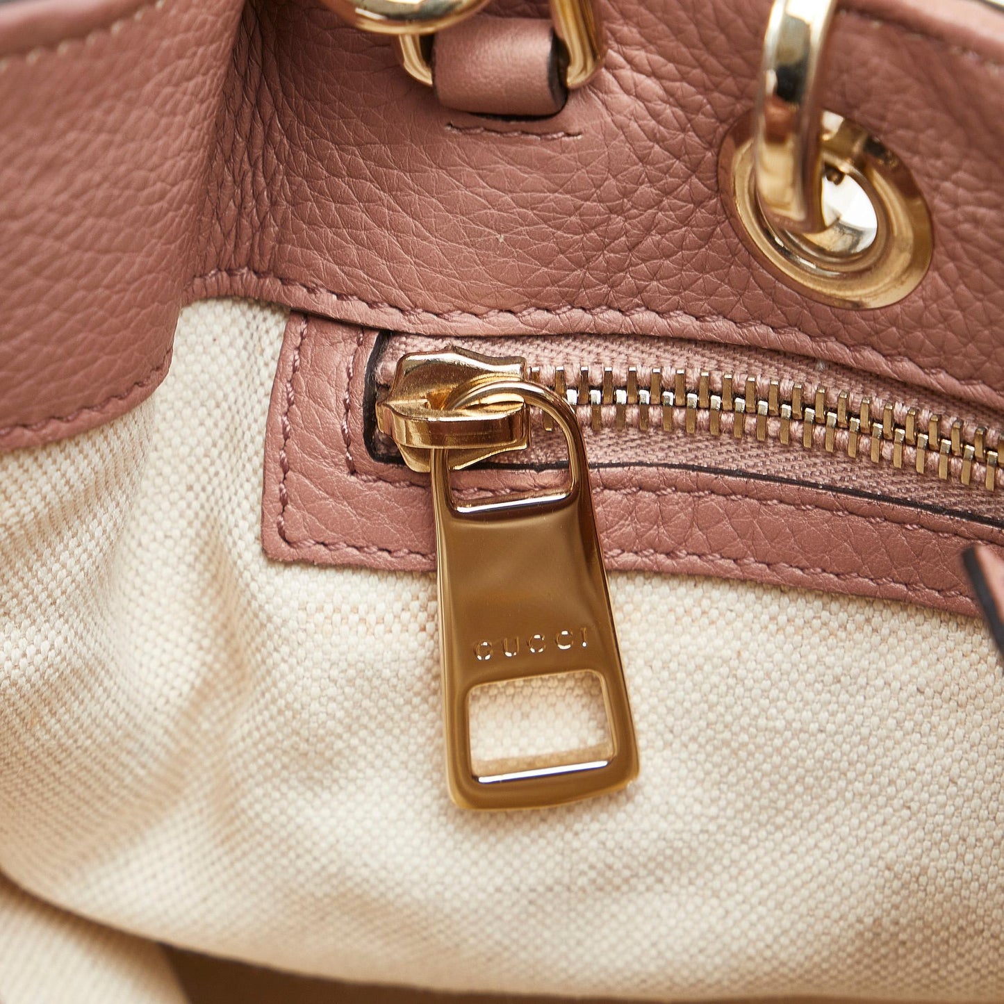 Gucci Small Bamboo Shopper (SHG-1ILukj)