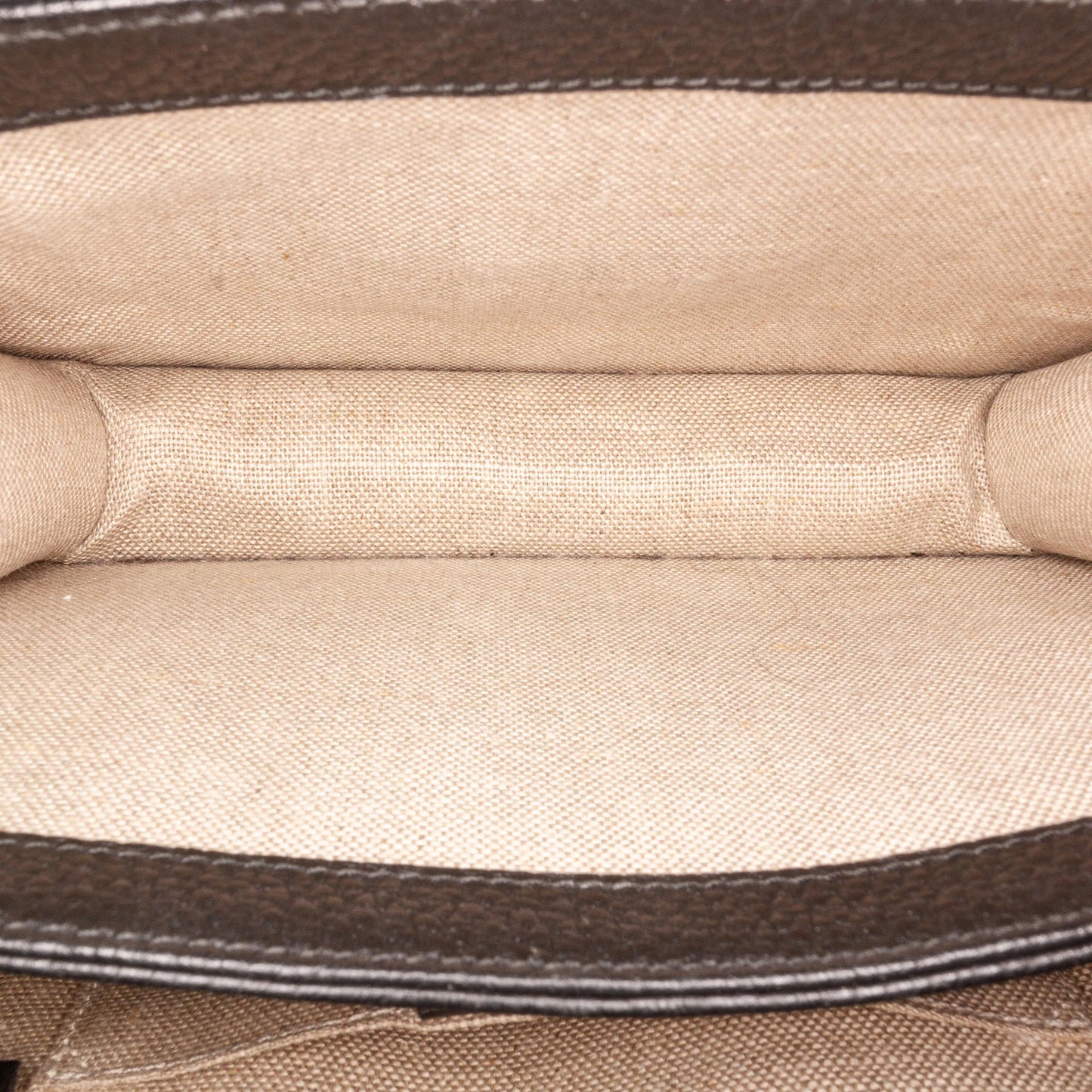 Gucci Small Dollar Interlocking G Crossbody (SHG-v0CaUw)