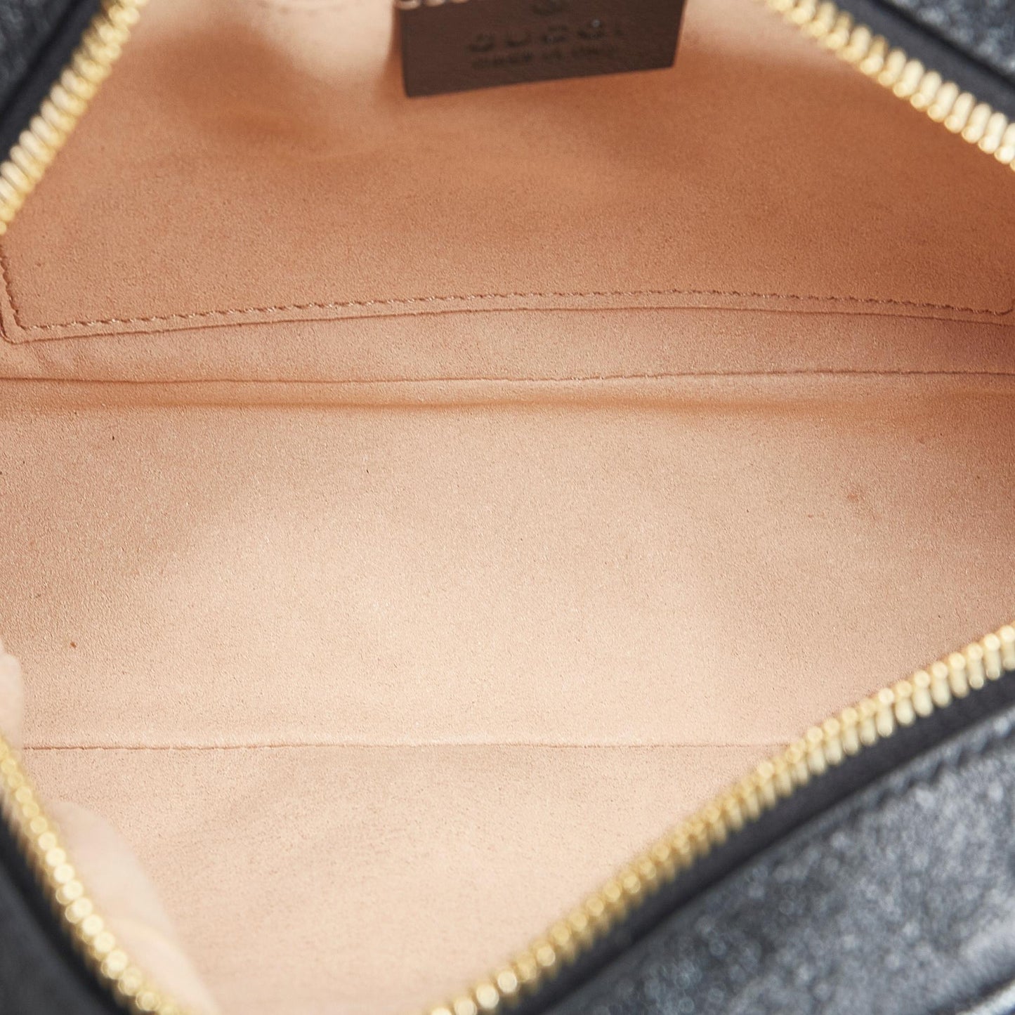 Gucci Small GG Canvas Marmont Crossbody (SHG-dW81JW)