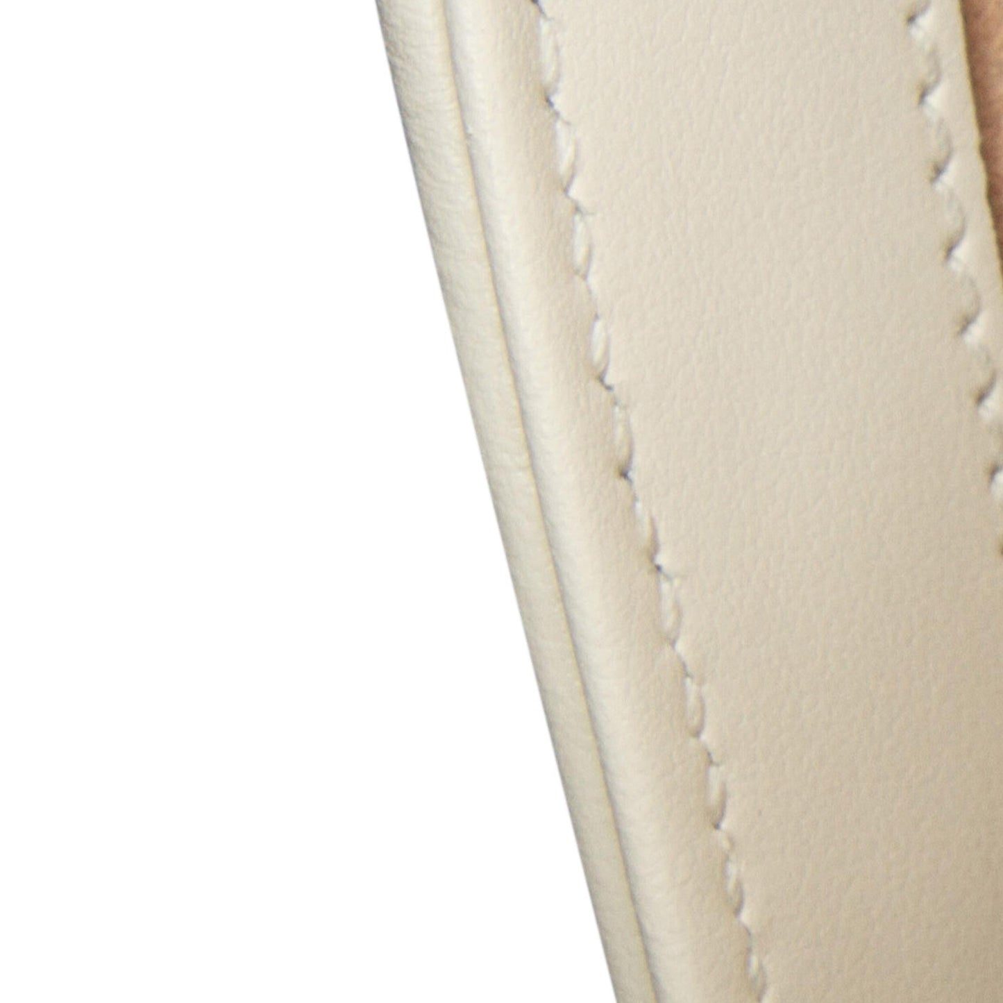 Gucci Small GG Marmont Aria Matelasse Crossbody Bag (SHG-LHf70H)