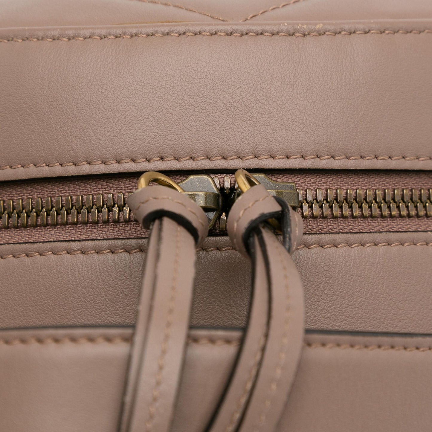 Gucci Small GG Marmont Matelasse Backpack (SHG-6nZ2to)