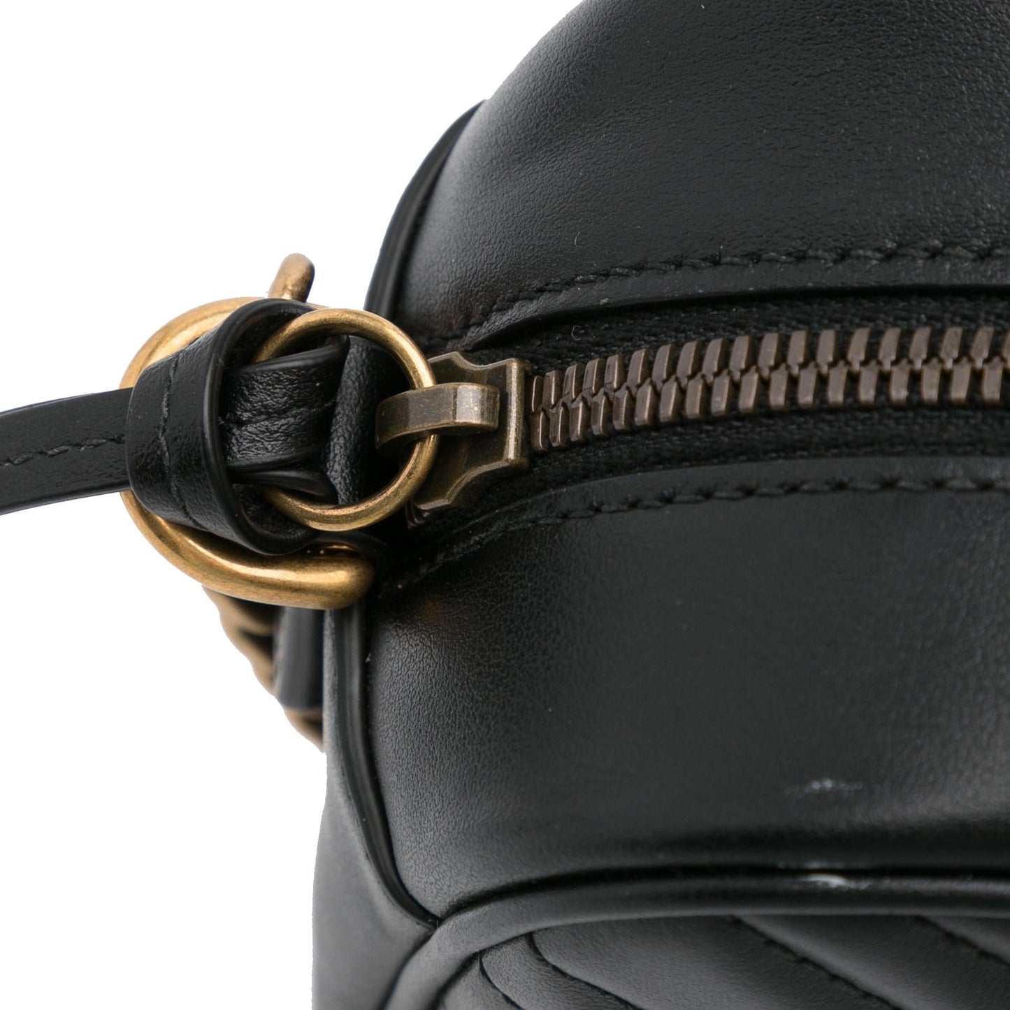 Gucci Small GG Marmont Matelasse Crossbody (SHG-B4BA9w)
