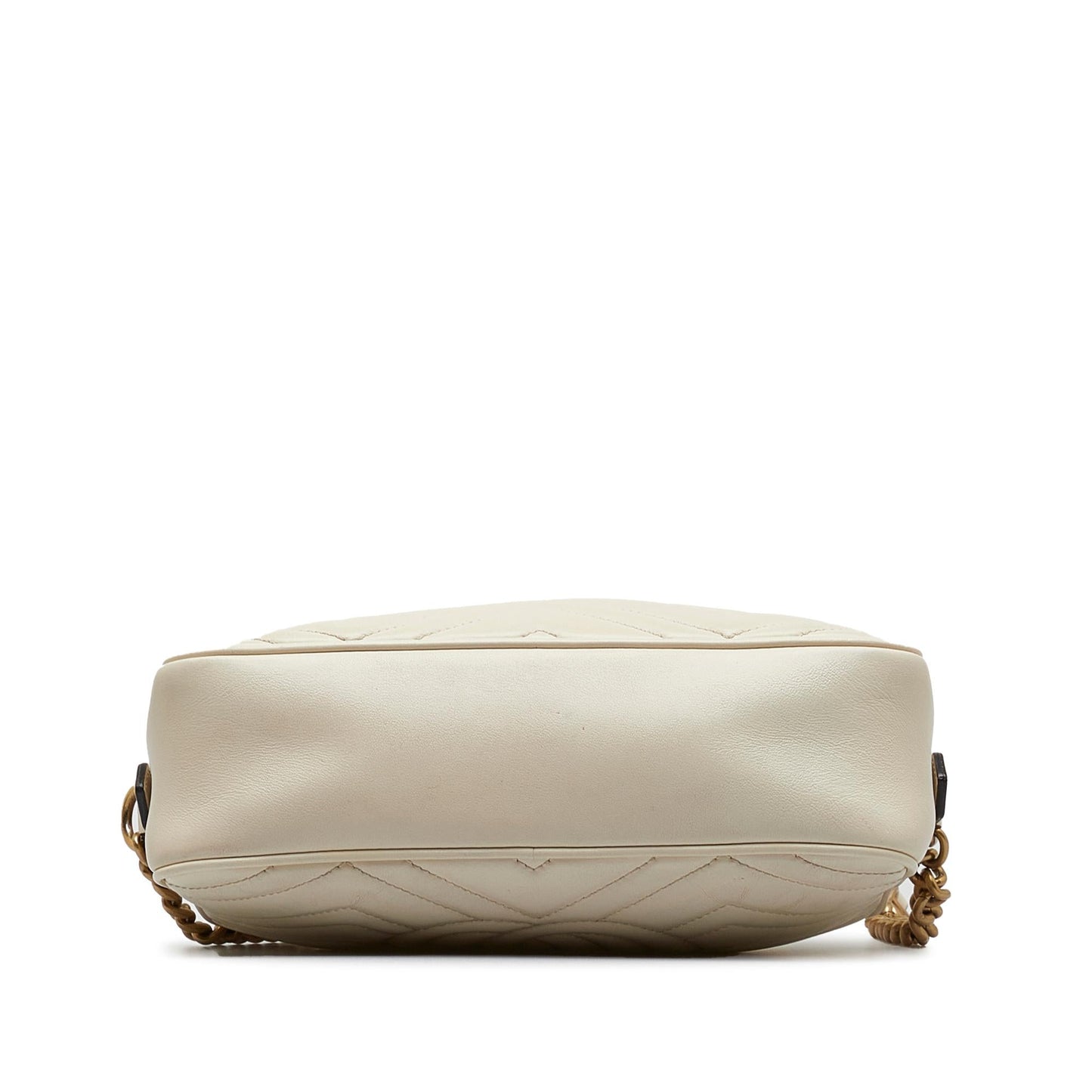 Gucci Small GG Marmont Matelasse Crossbody (SHG-ojfwJO)