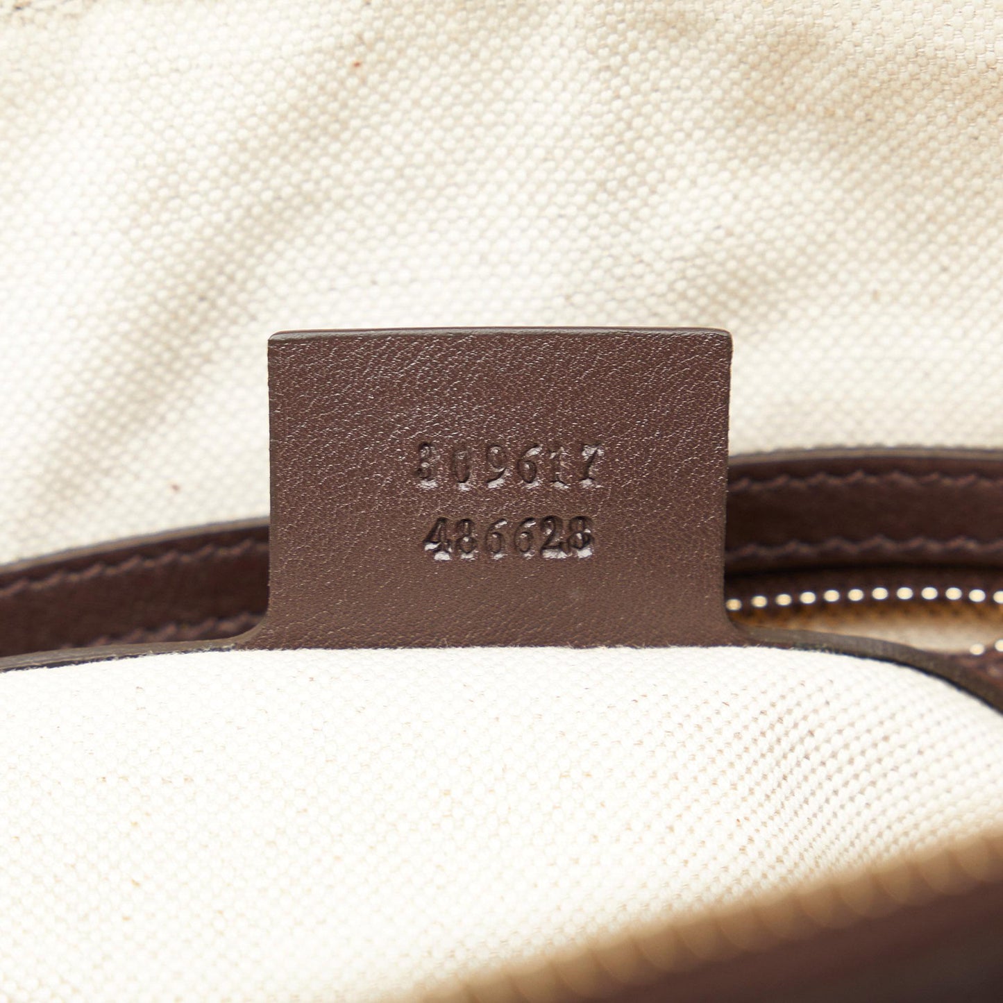 Gucci Small GG Supreme Dome (SHG-EUYcCH)