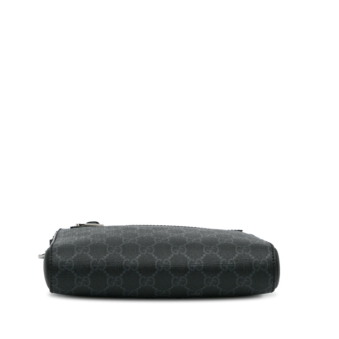 Gucci Small GG Supreme Messenger Bag (SHG-v3moky)