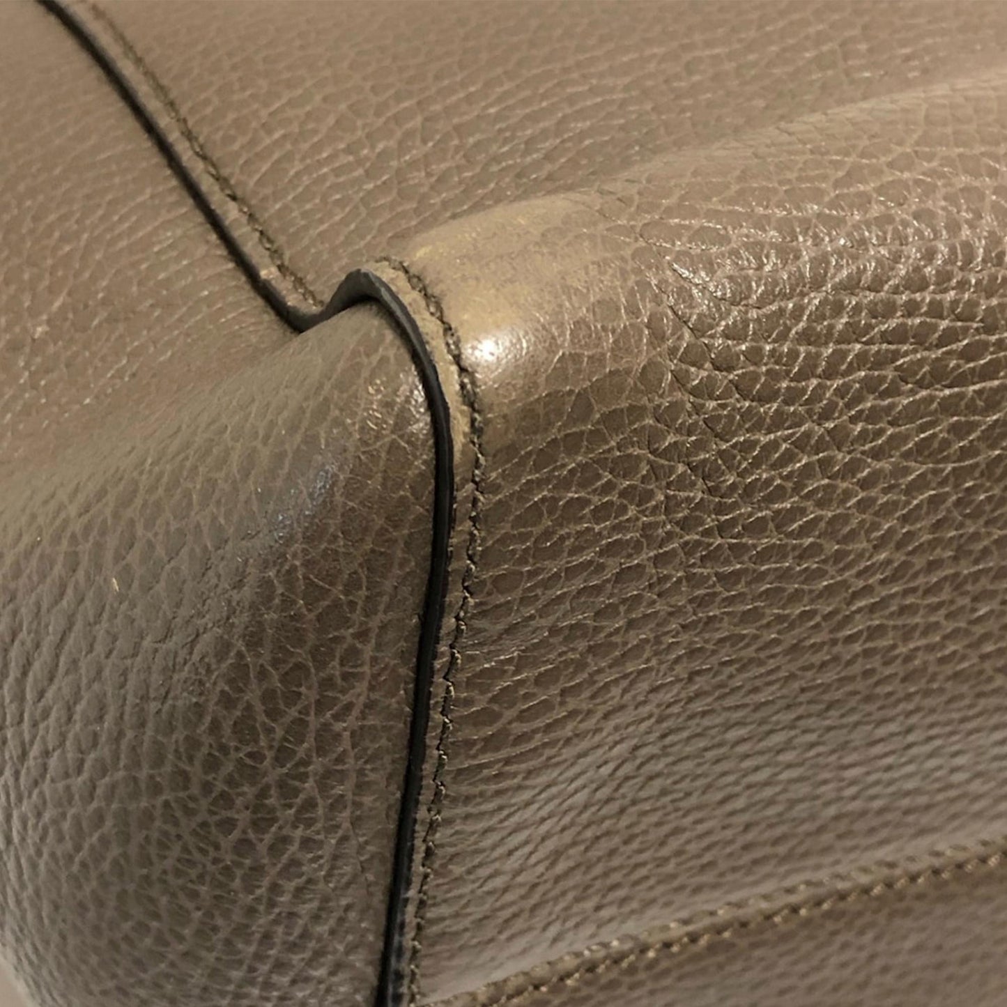 Gucci Small Swing Tote Bag (SHG-KnAFzw)