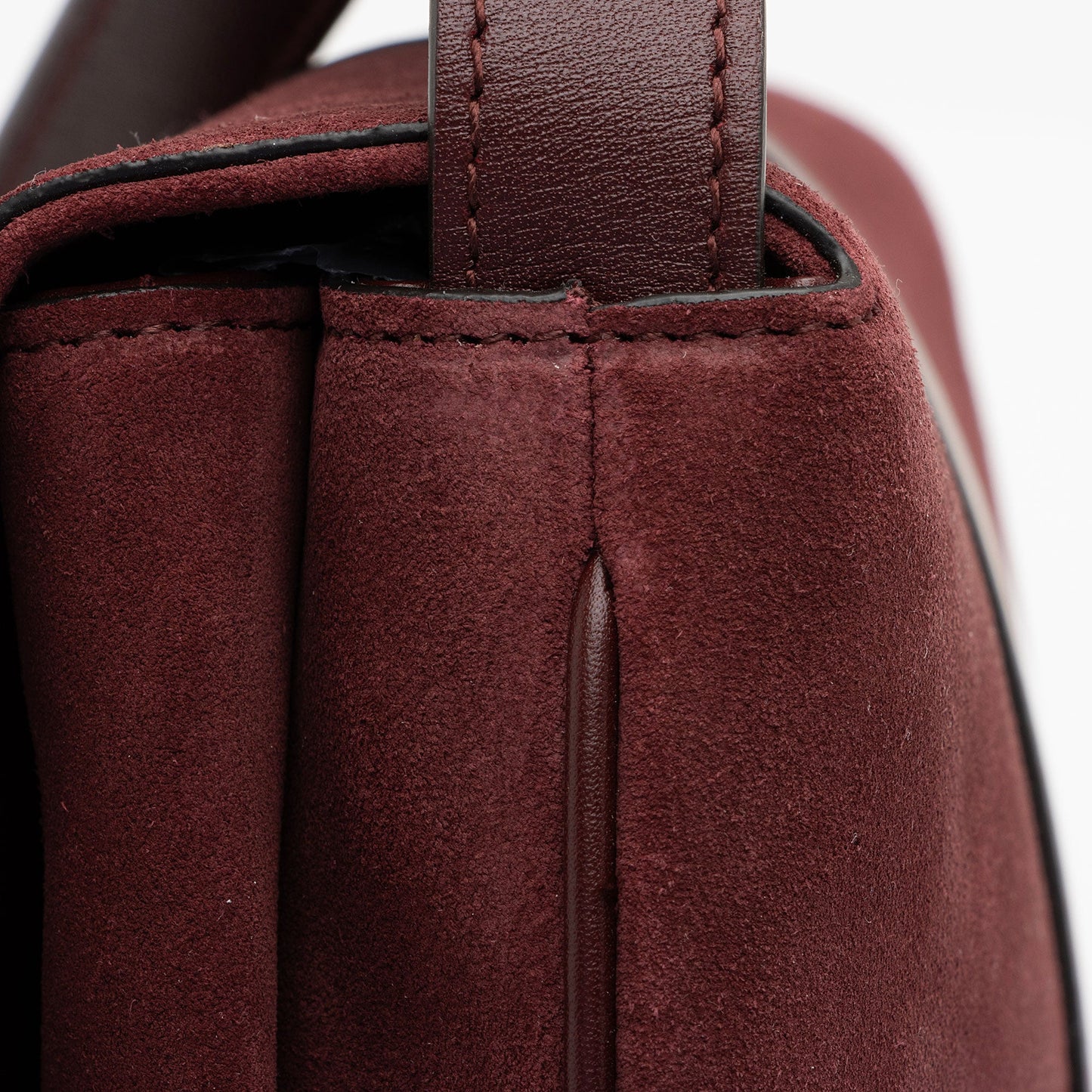Gucci Suede Arli Medium Shoulder Bag (SHF-JMmi1x)