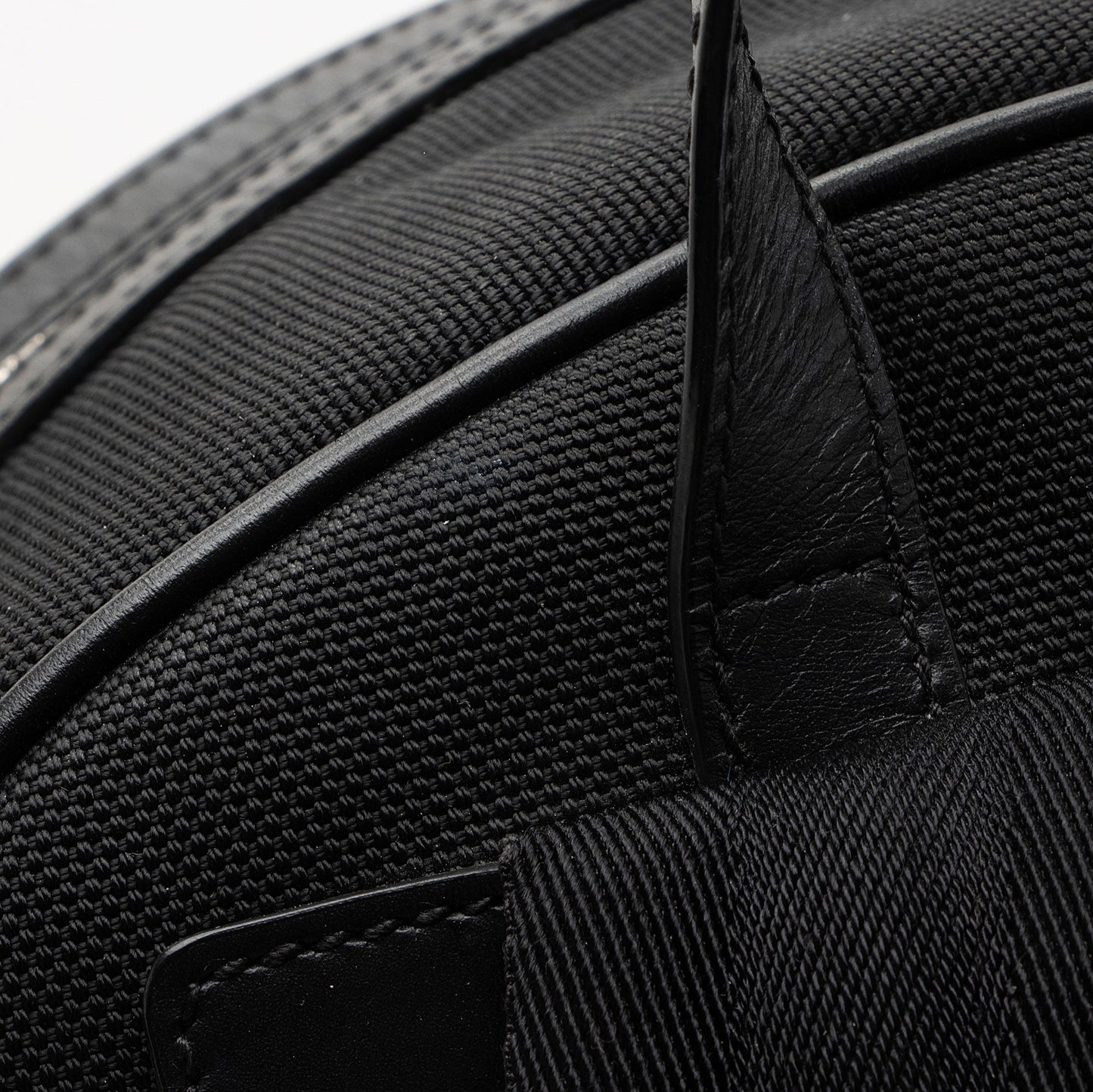 Gucci Techno Canvas Web Backpack (SHF-sknsmd)