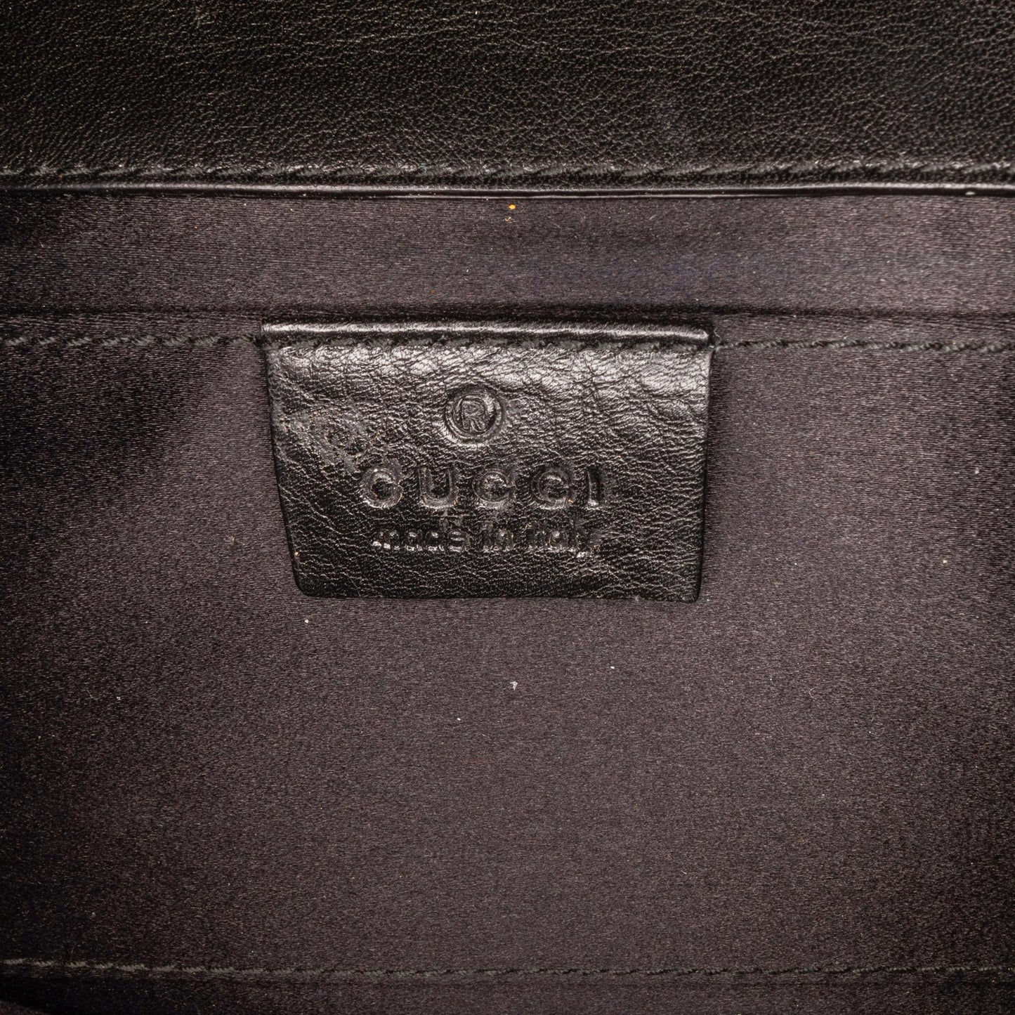 Gucci Tempered Glass Broadway Clutch (SHG-VRSDIi)