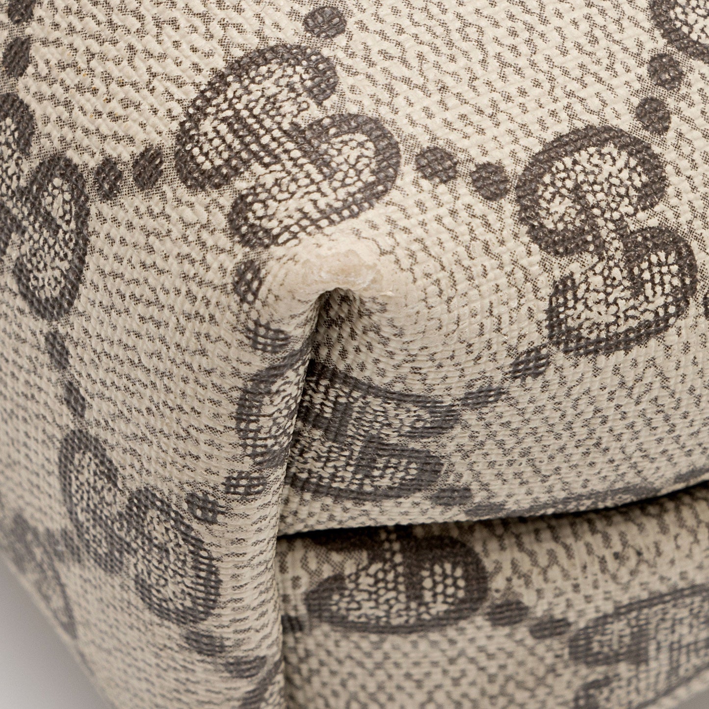 Gucci Vintage GG Plus Web Tote (SHF-hILX0s)