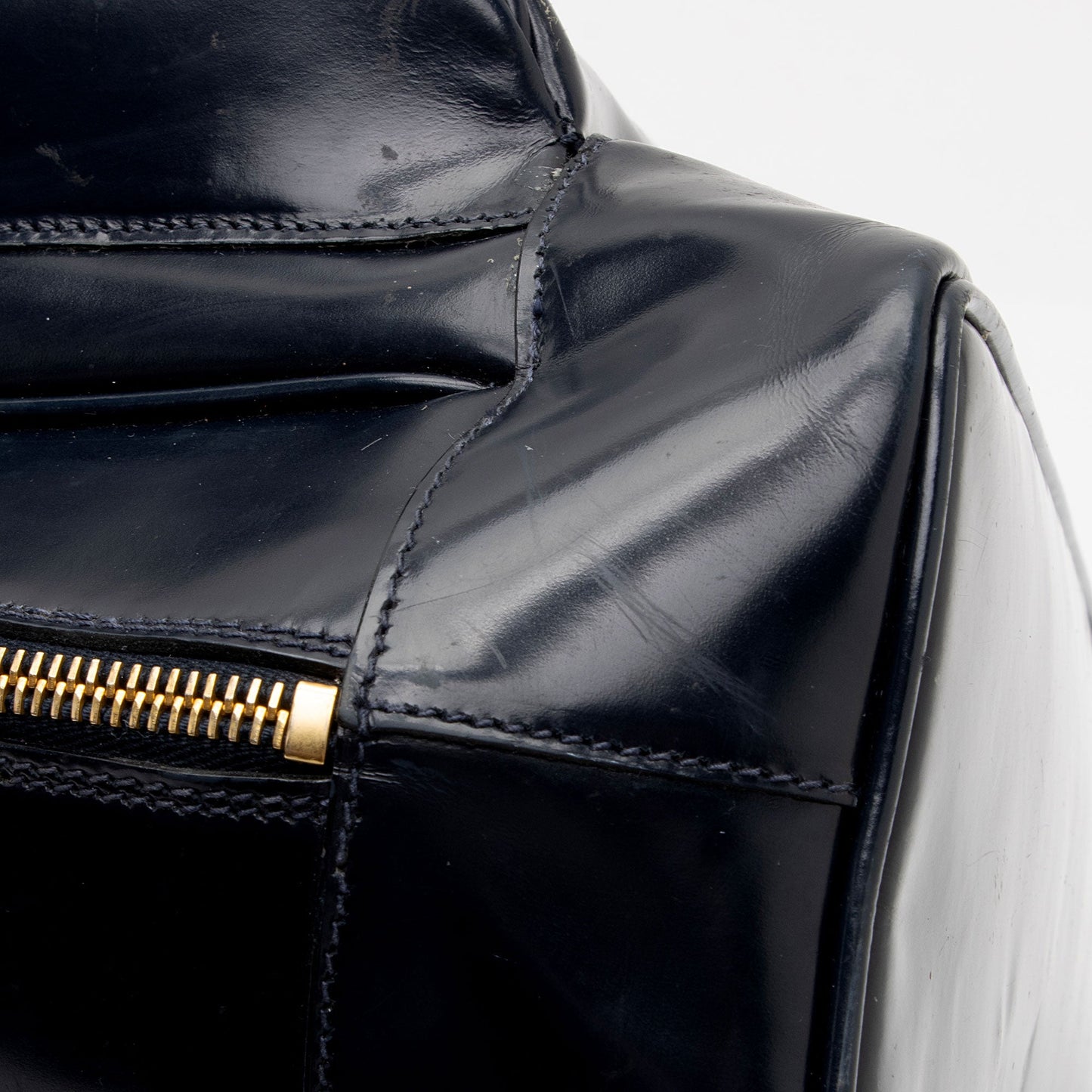 Gucci Vintage Patent Leather Bamboo Sling Backpack (SHF-dSK8BK)