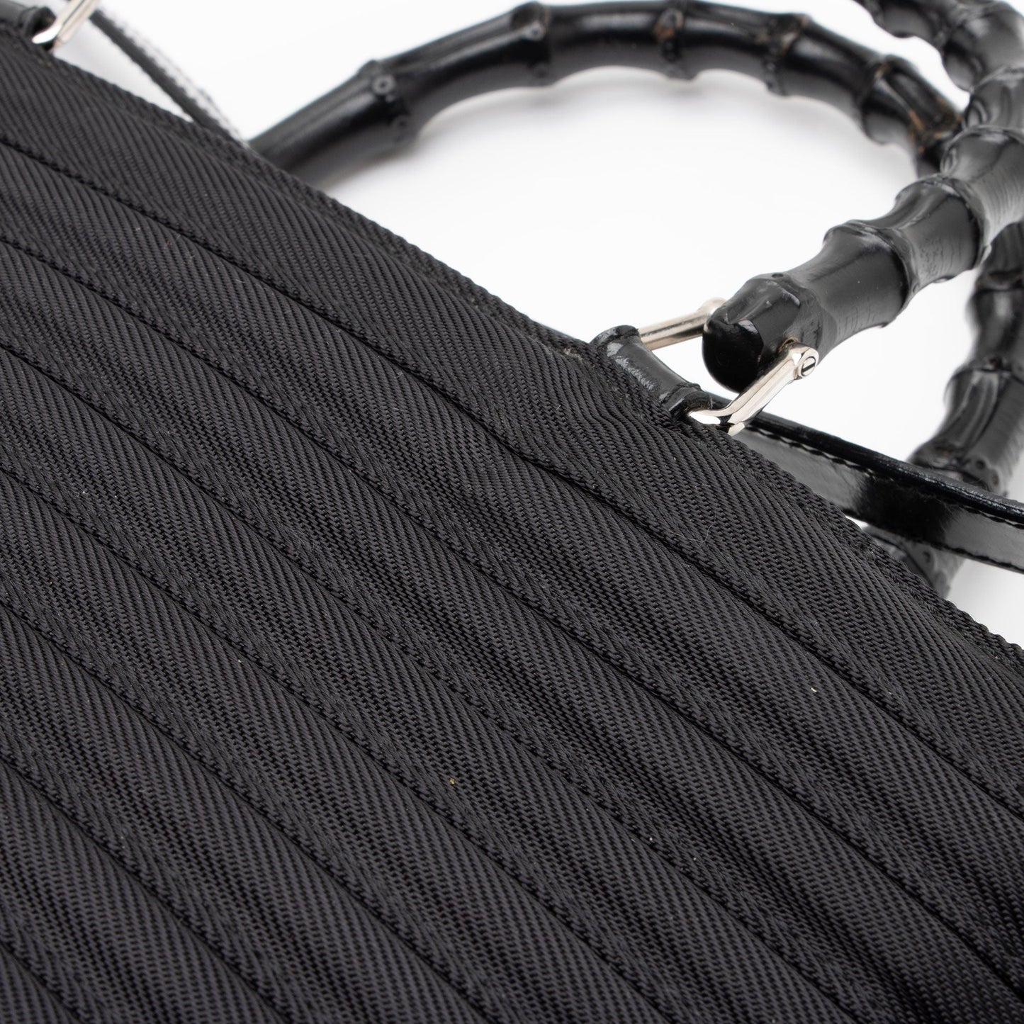 Gucci Vintage Quilted Nylon Bamboo Tote (SHF-2fSkOi)