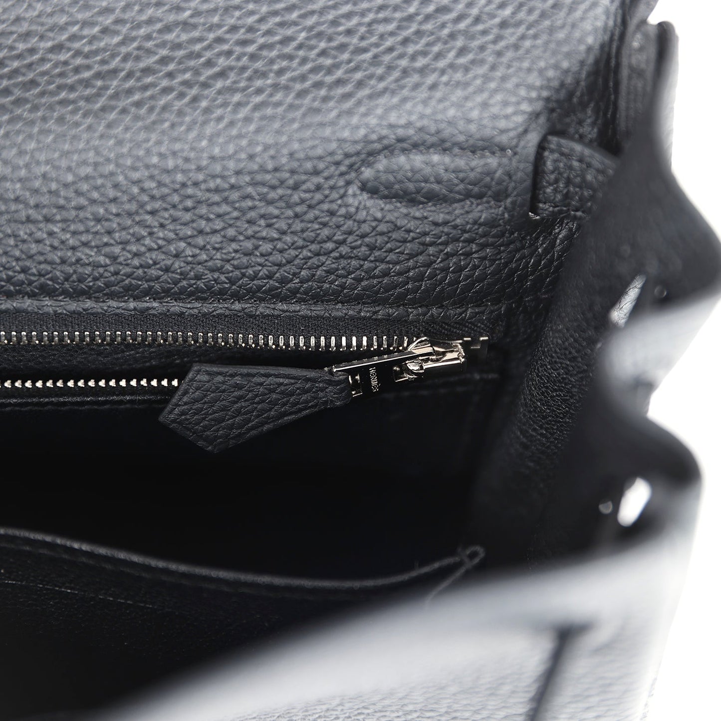 Hermes Kelly Retourne 28 Black Togo Palladium Hardware