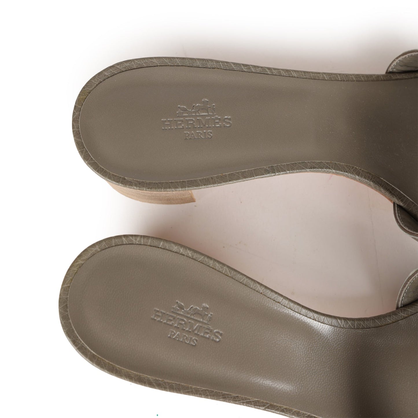 Hermes Oasis Sandals Gris Clair Ostrich 41 EU