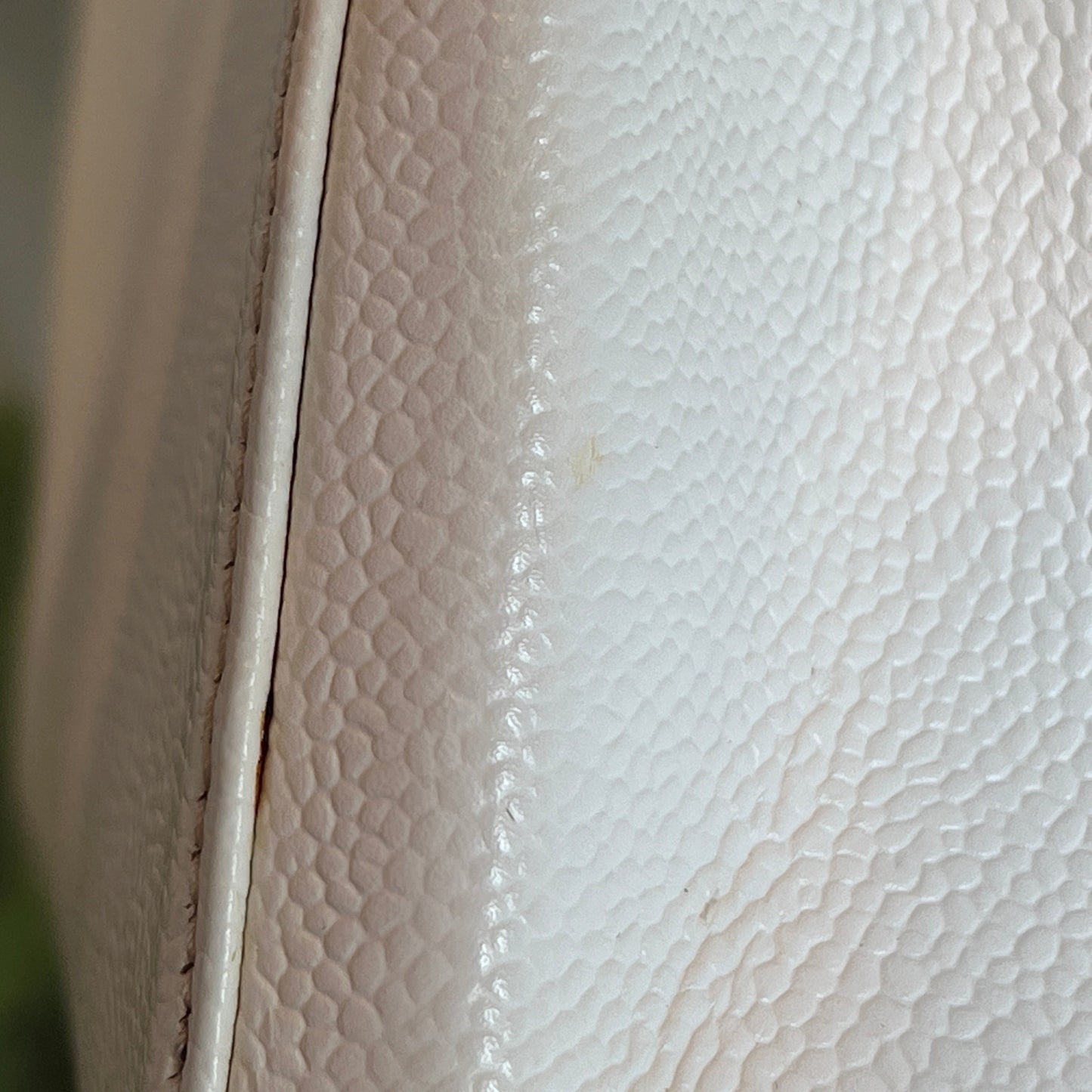 CHANEL White Caviar Leather Wood Top Handle Coco Mark Satchel