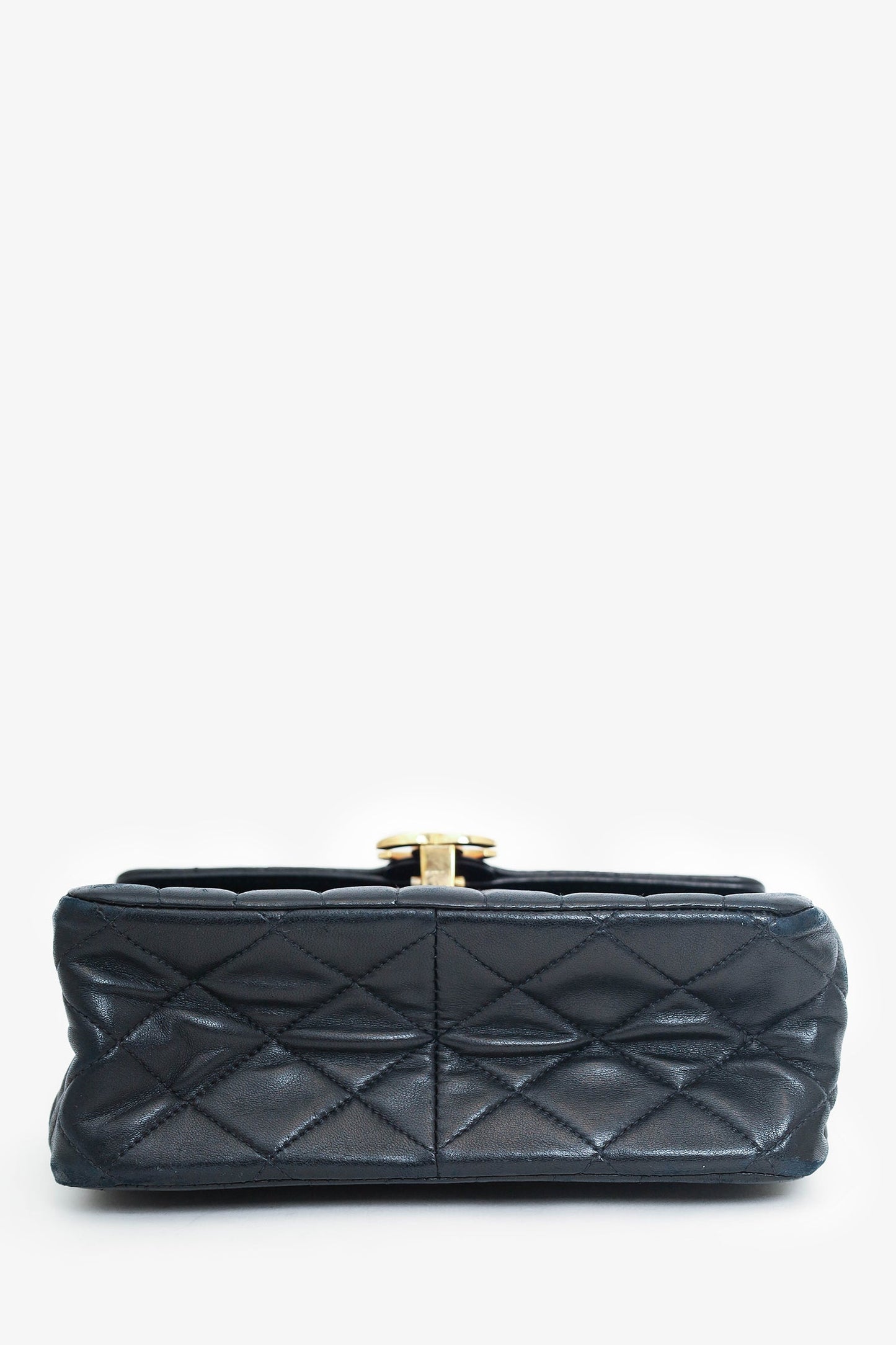 Pre-Loved Chanel™ 1991-94 Black Vertical Quilted Lambskin Top Handle Bag