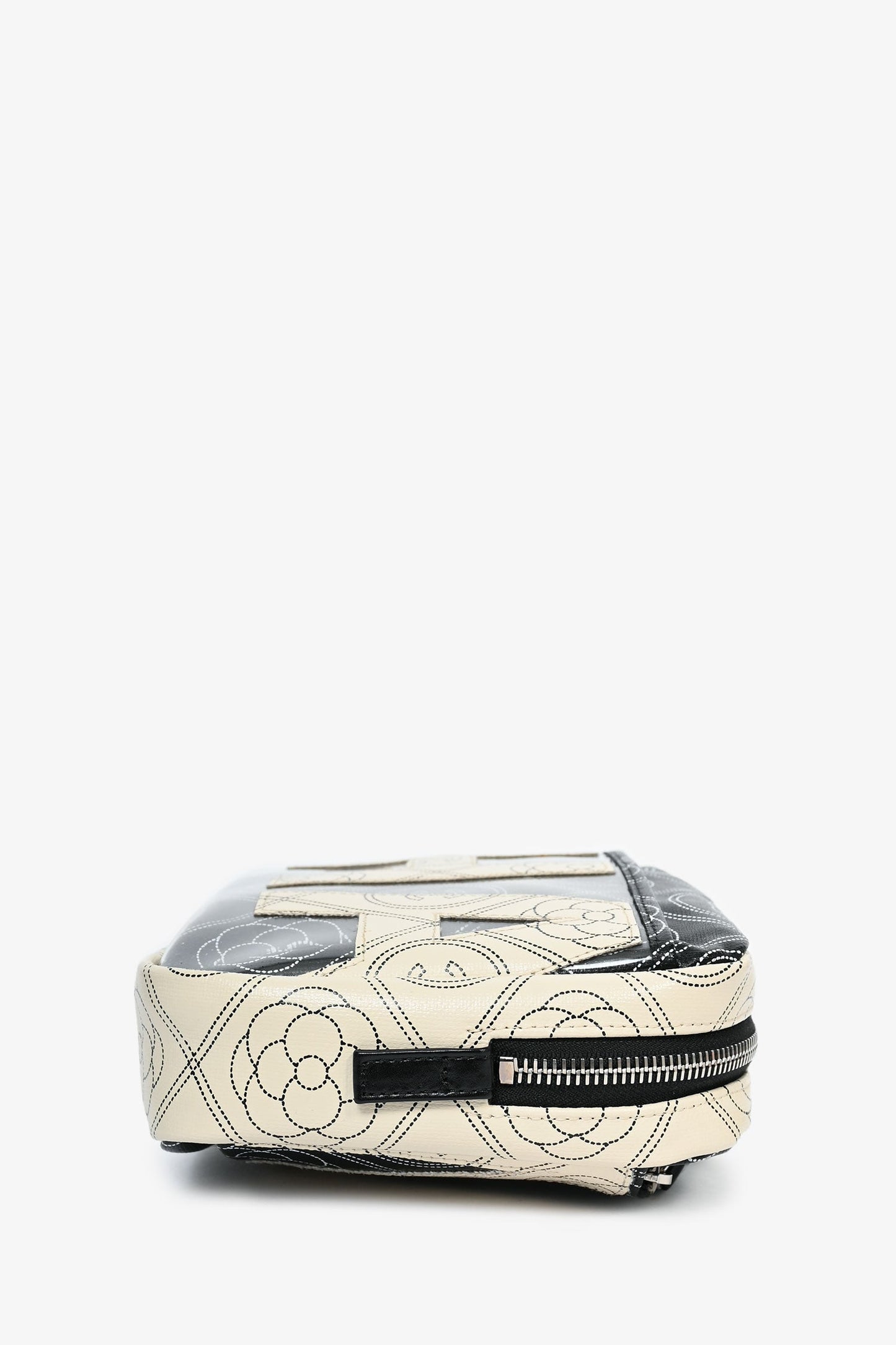 Pre-Loved Chanel™ 2017/18 Black/White Coated Canvas Camellia Logo Camera Bag with Strap