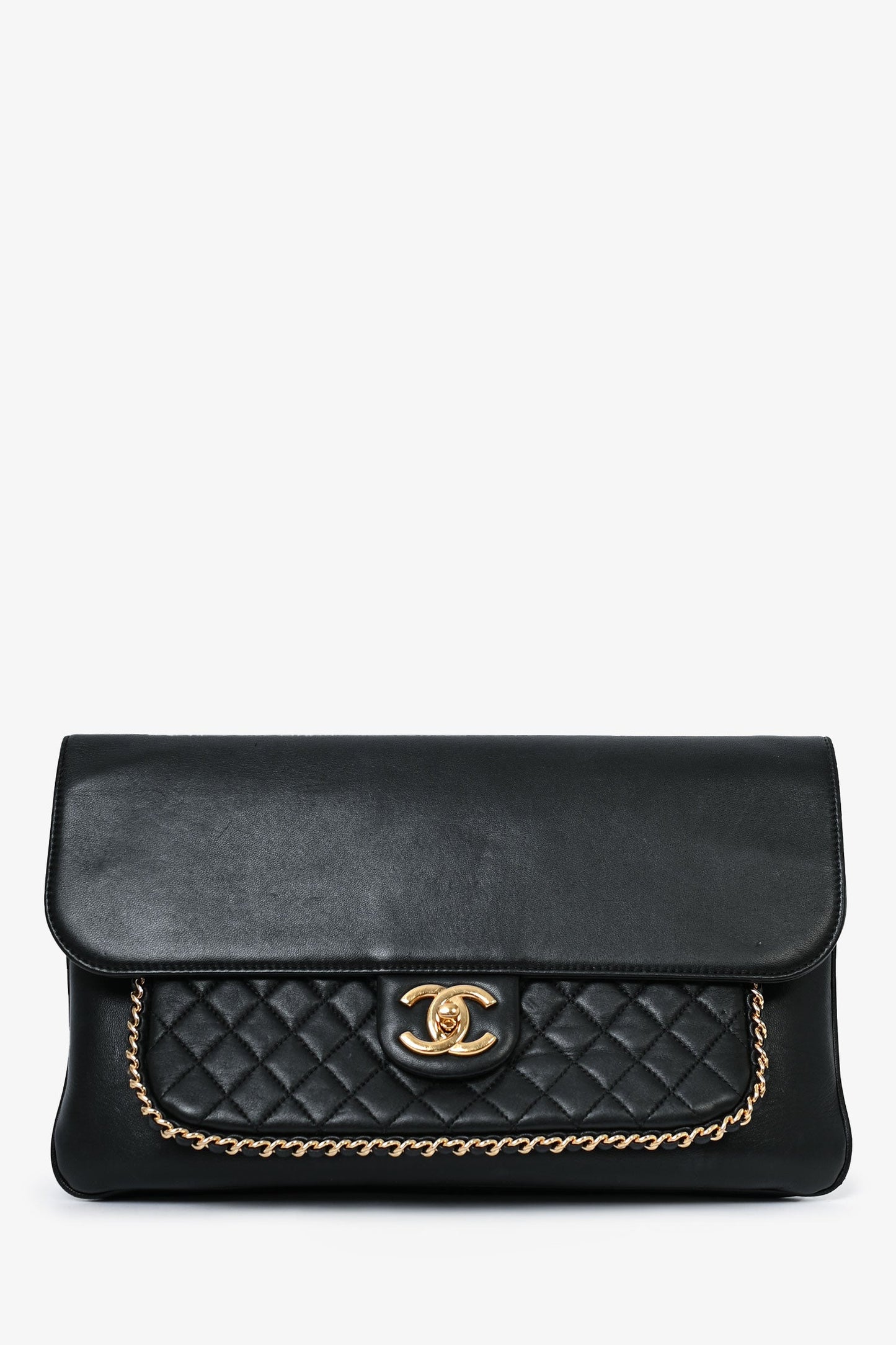 Pre-Loved Chanel™ 2017/18 Black Lambskin 'Unchained' CC Clutch