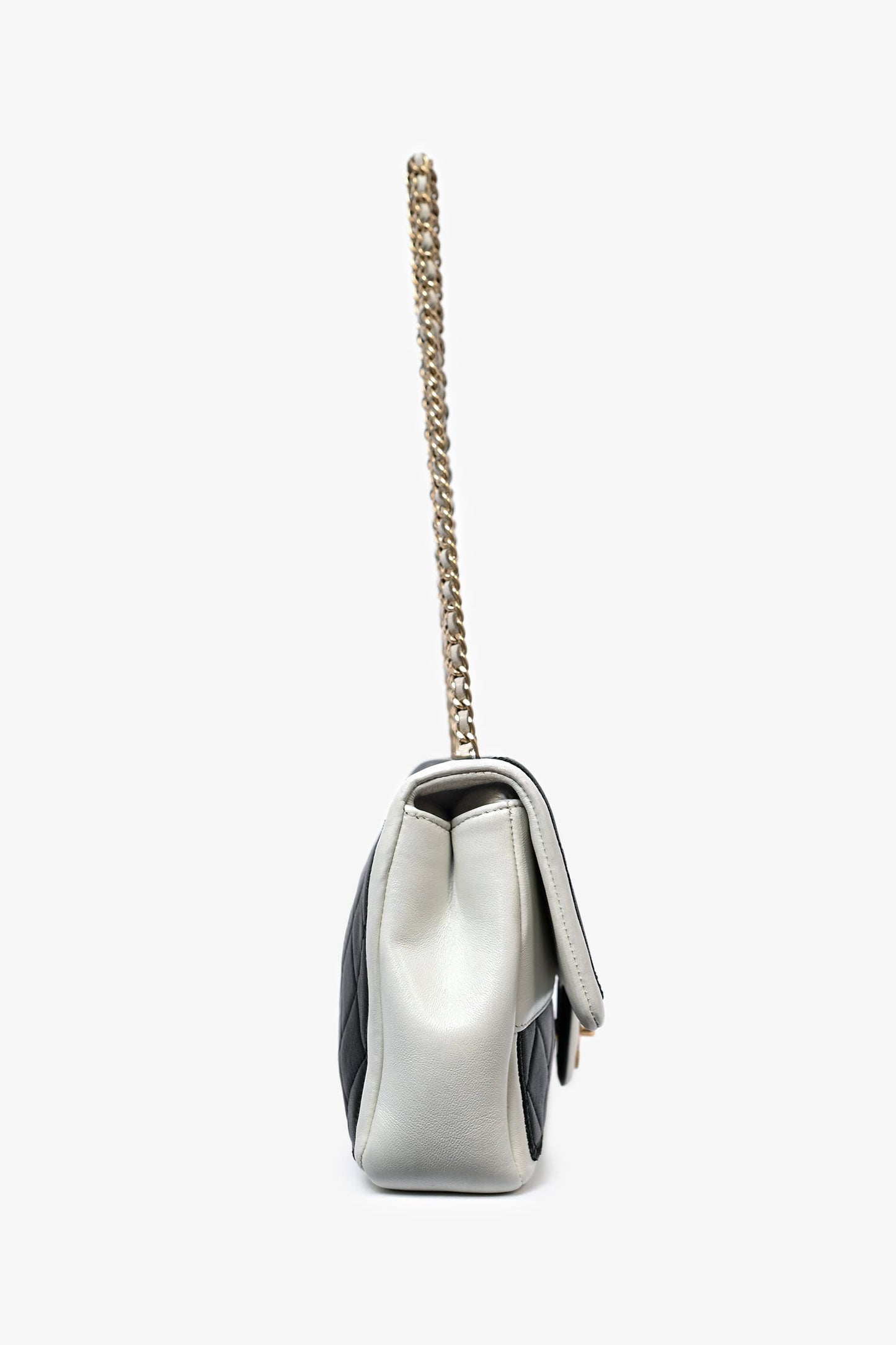 Pre-Loved Chanel™ 2012/13 Black/White Lambskin Medium Graphic Flap Bag (Refurbished)