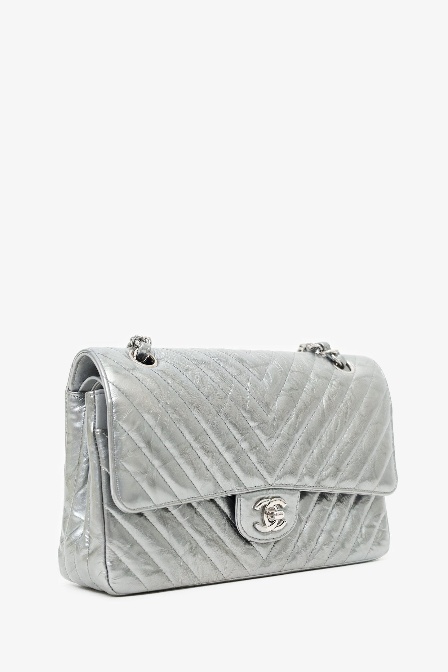 Pre-Loved Chanel™ 2018 Silver Metallic Patent Crumpled Calfskin Chevron Quilted Medium Double Flap