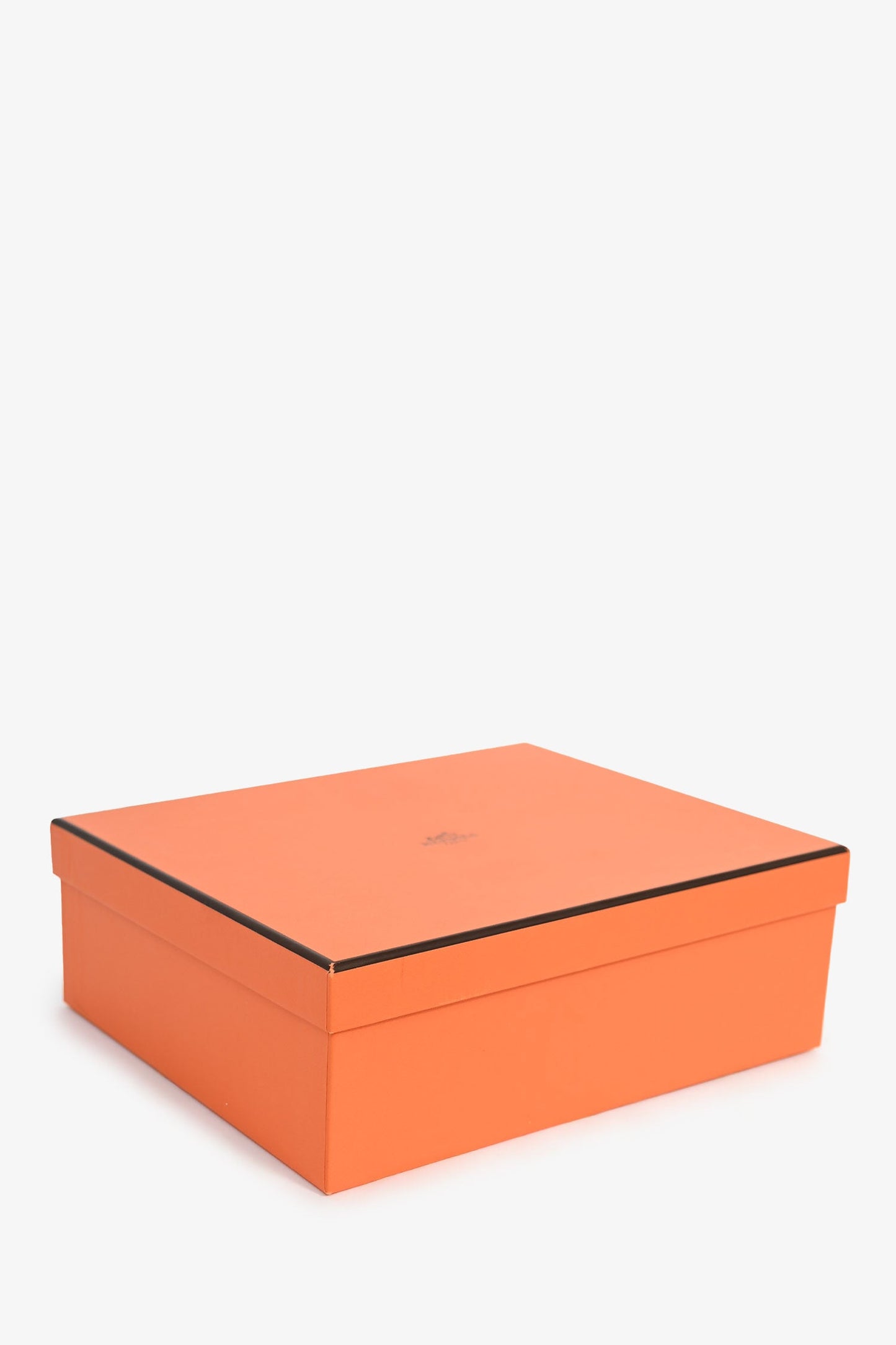 Hermès 2023 Etoupe Clemence Leather Evelyne 16 TPM Crossbody with Navy Blue Strap