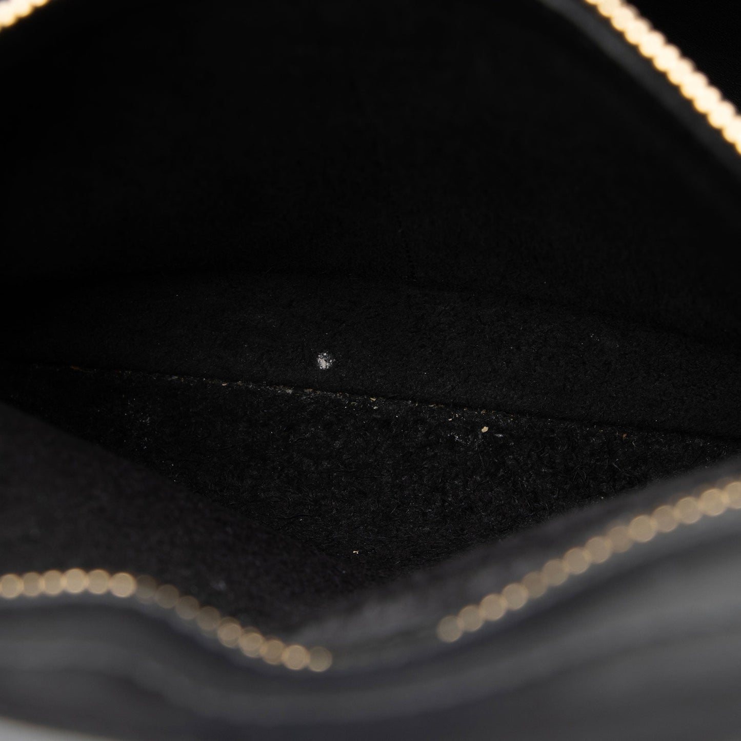 Saint Laurent Calfskin Cabas Chyc Medium Tote (SHF-vEmkbR)