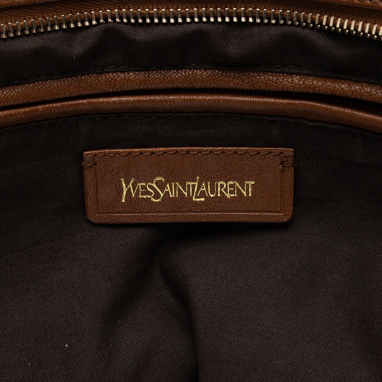 Saint Laurent Calfskin Cabas Chyc Medium Tote (SHF-Ivua2g)