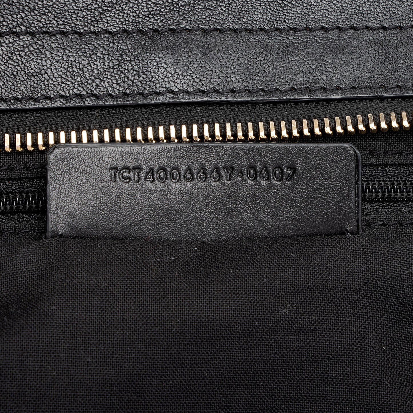 Saint Laurent Calfskin Cabas Chyc Small Tote (SHF-ntqfXK)