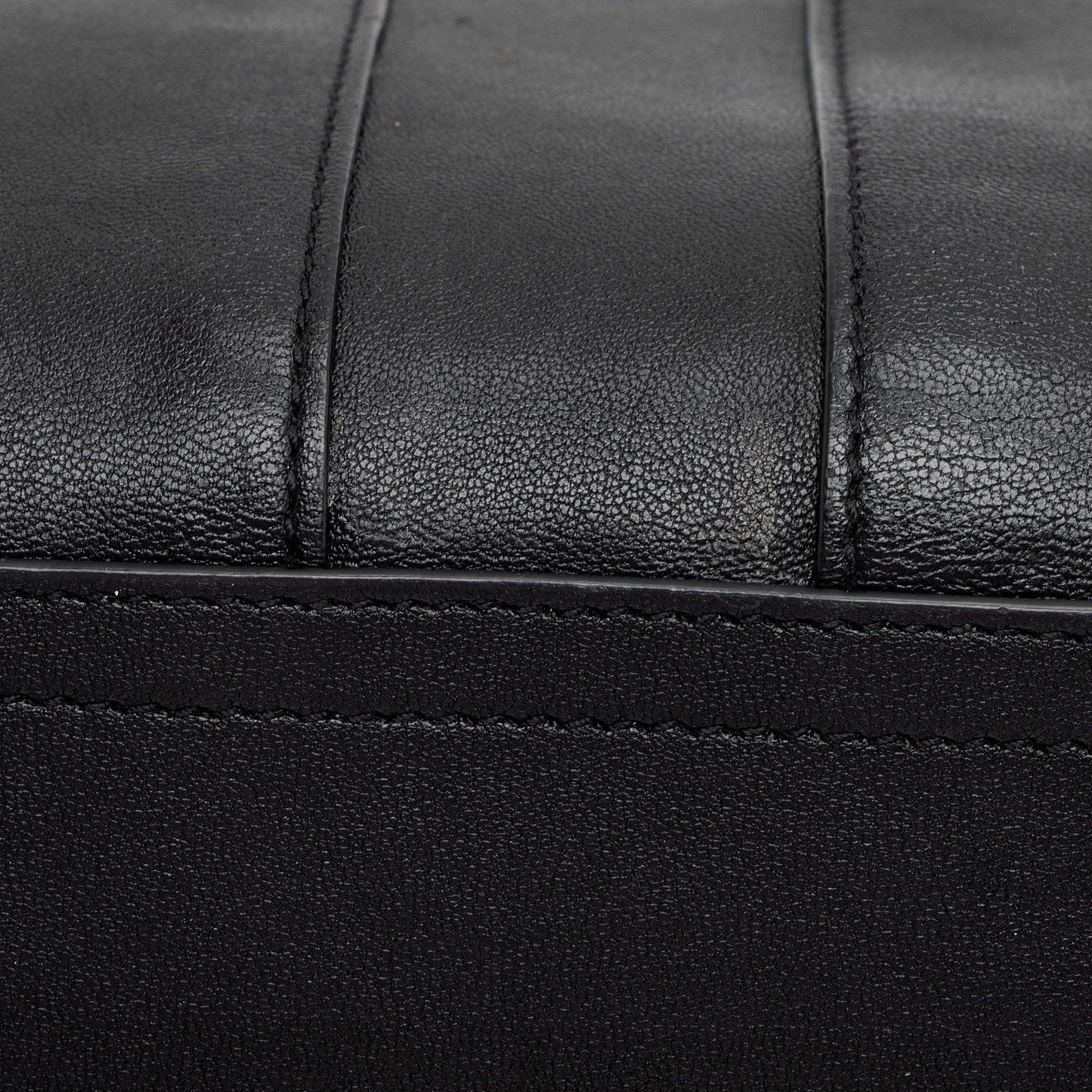 Saint Laurent Calfskin Cabas Chyc Small Tote (SHF-ntqfXK)