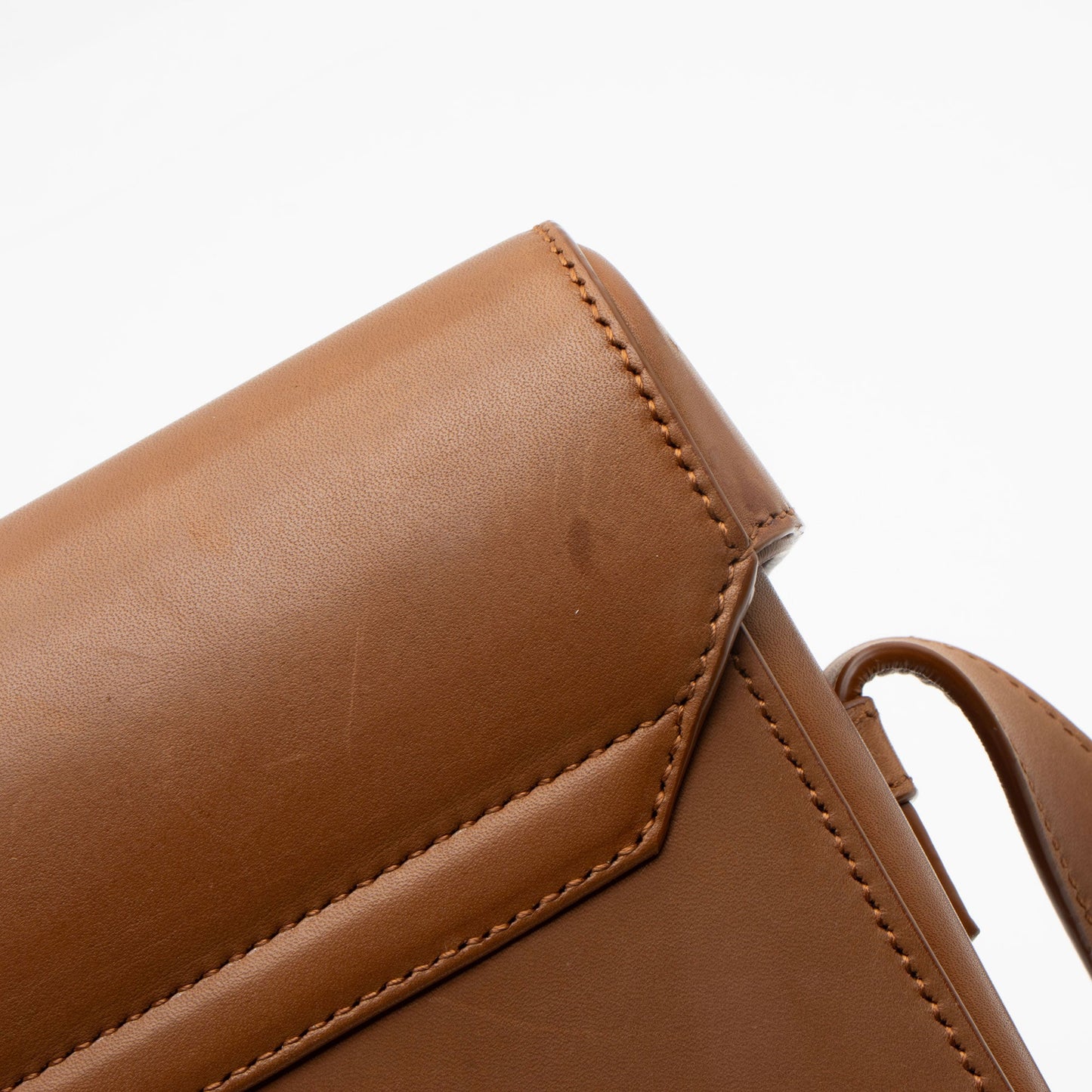 Saint Laurent Calfskin June Box Crossbody (SHF-LZUQrh)