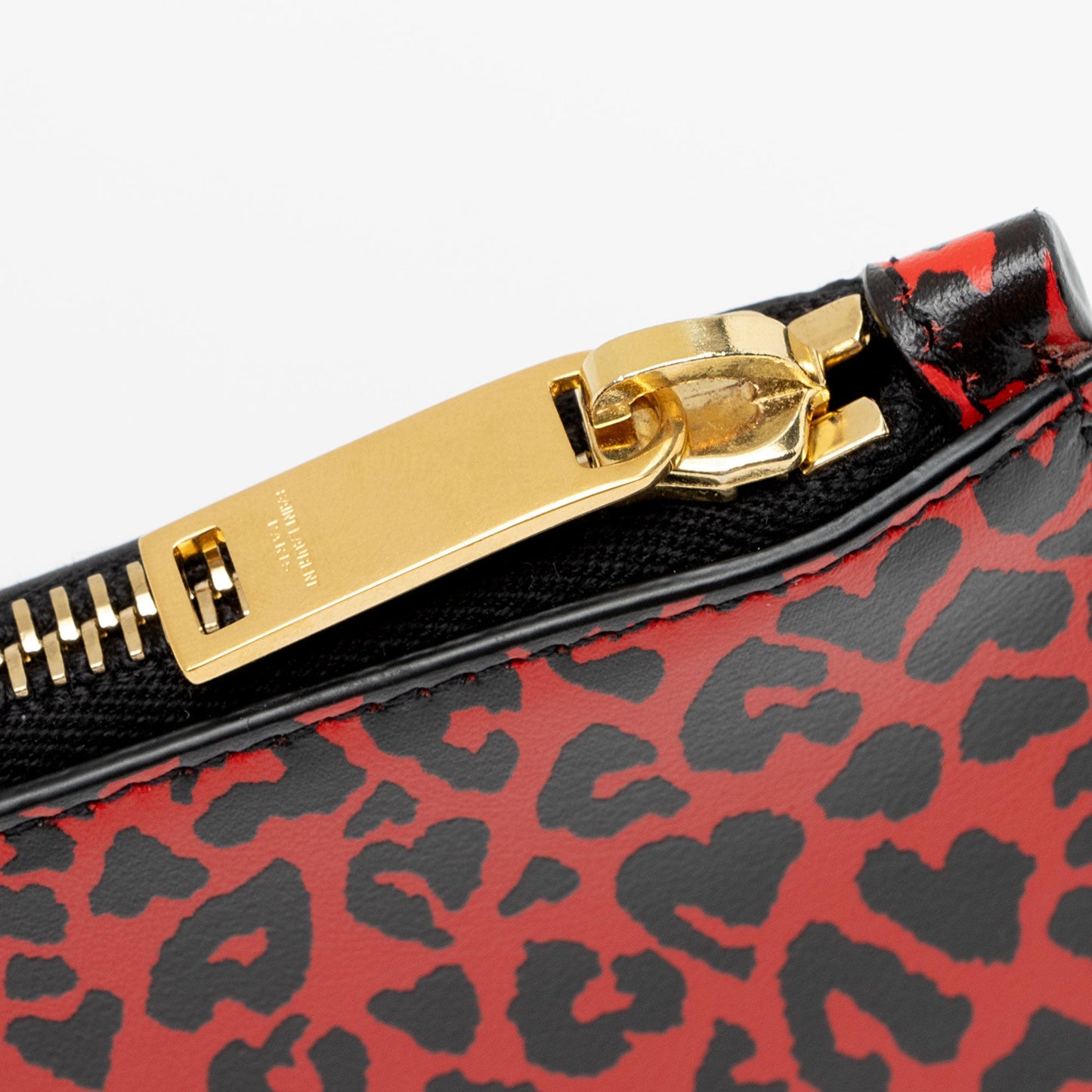 Saint Laurent Calfskin Leopard Zip Pouch (SHF-fYfCwF)