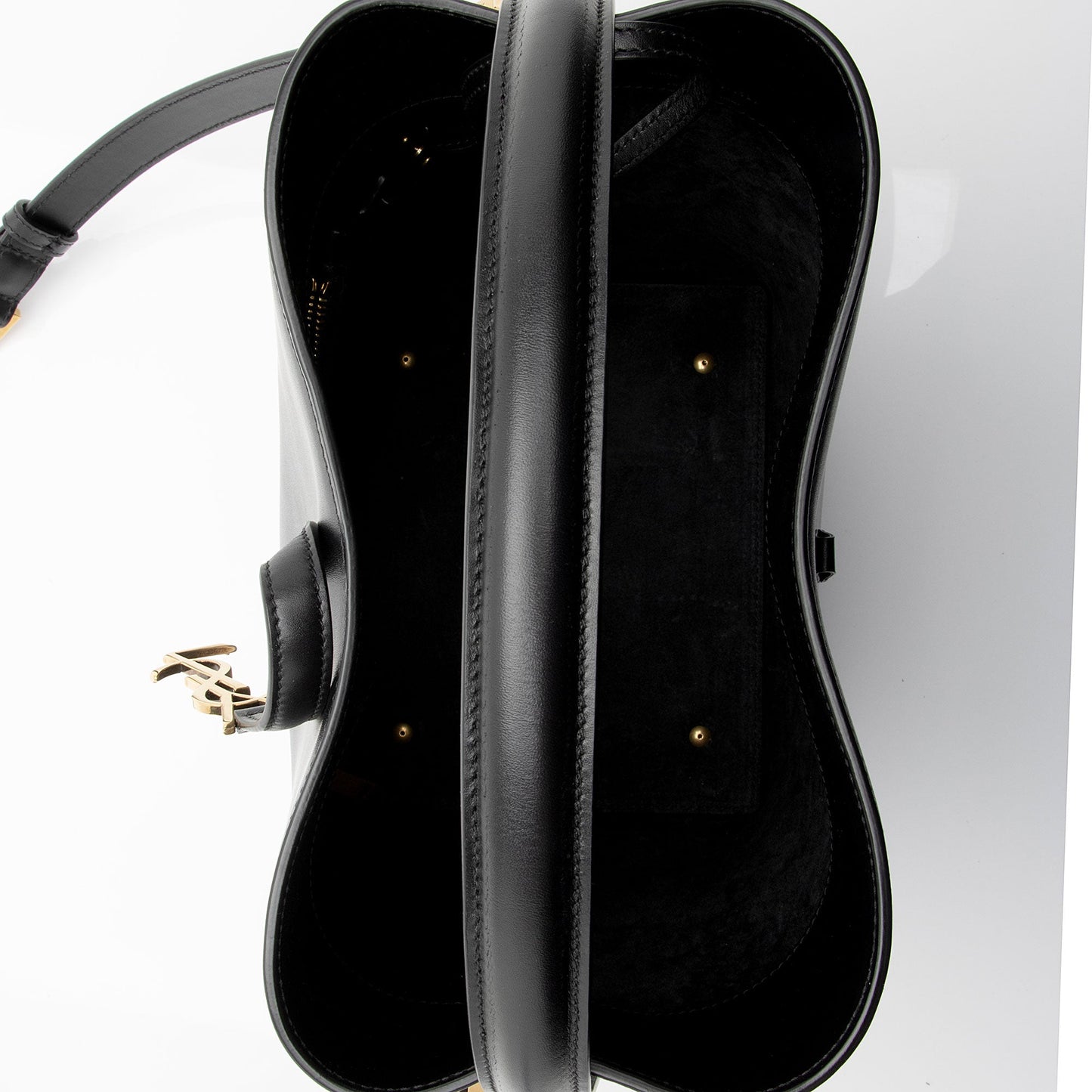 Saint Laurent Calfskin Monogram Le 37 Bucket Bag (SHF-YsxF8W)