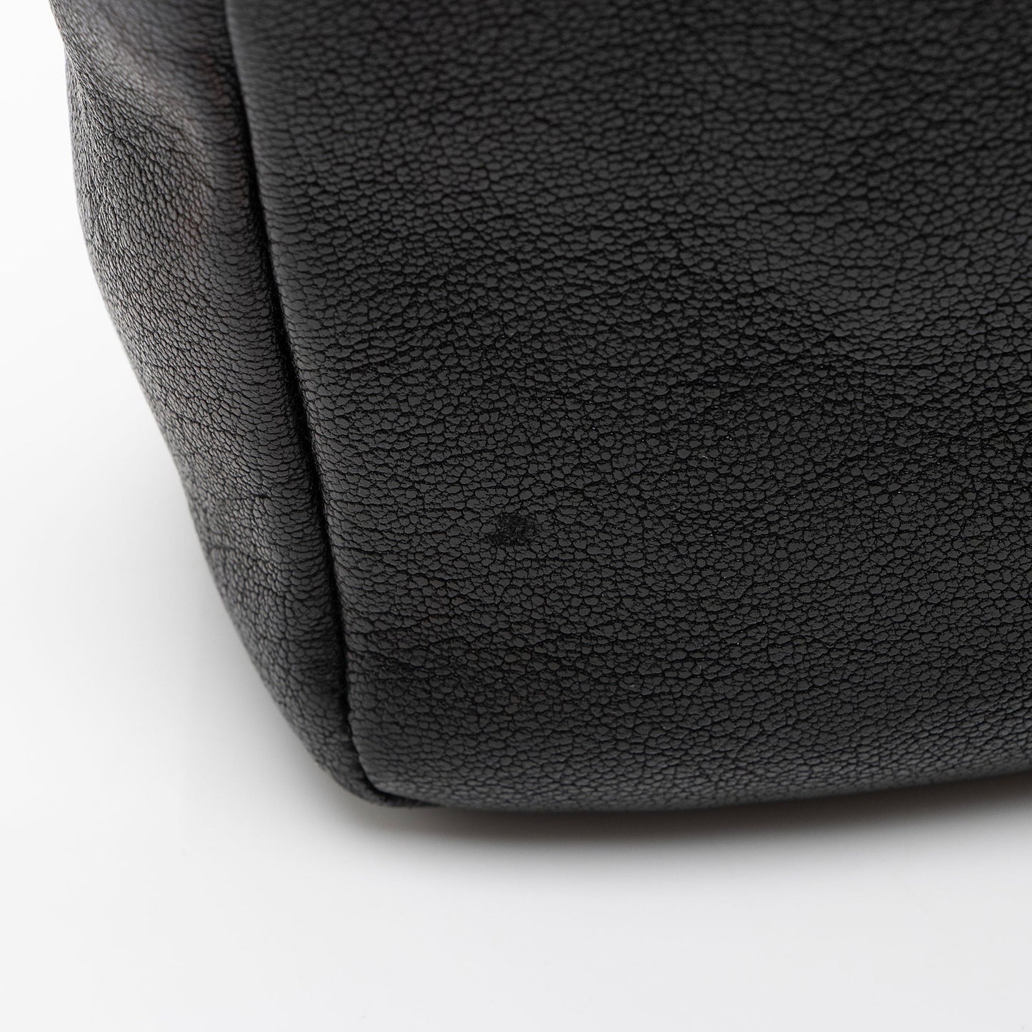Saint Laurent Calfskin Monogram Lou Camera Bag (SHF-nQTbpp)