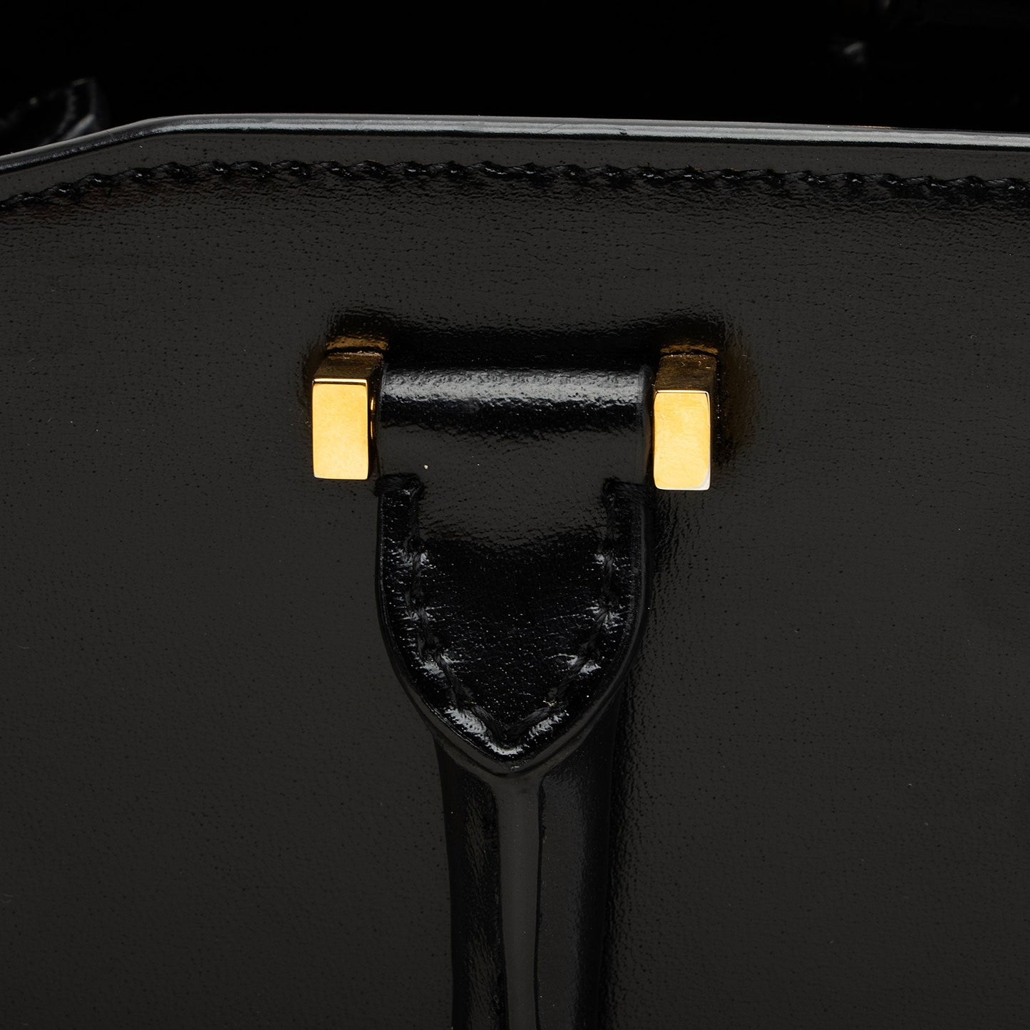 Saint Laurent Calfskin Monogram Uptown Medium Tote (SHF-GumjsZ)