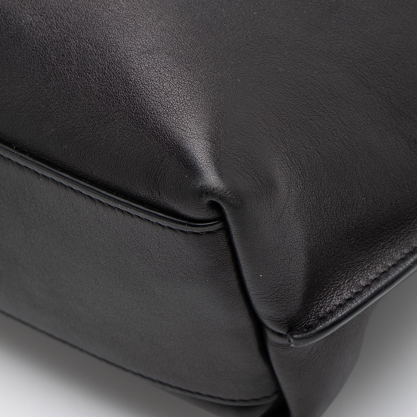 Saint Laurent Calfskin Tag Hobo (SHF-Kfbwfp)