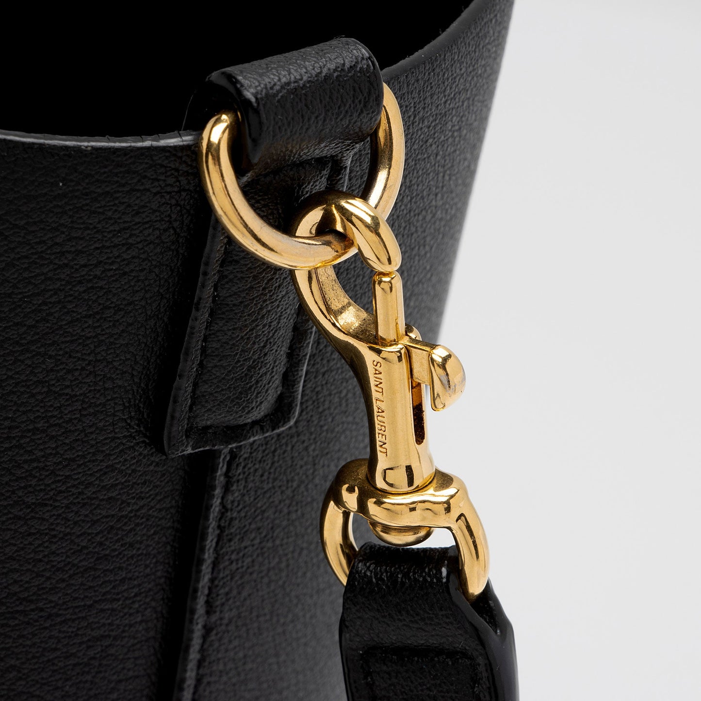 Saint Laurent Calfskin Toy Shopping Tote (SHF-v5wS8m)