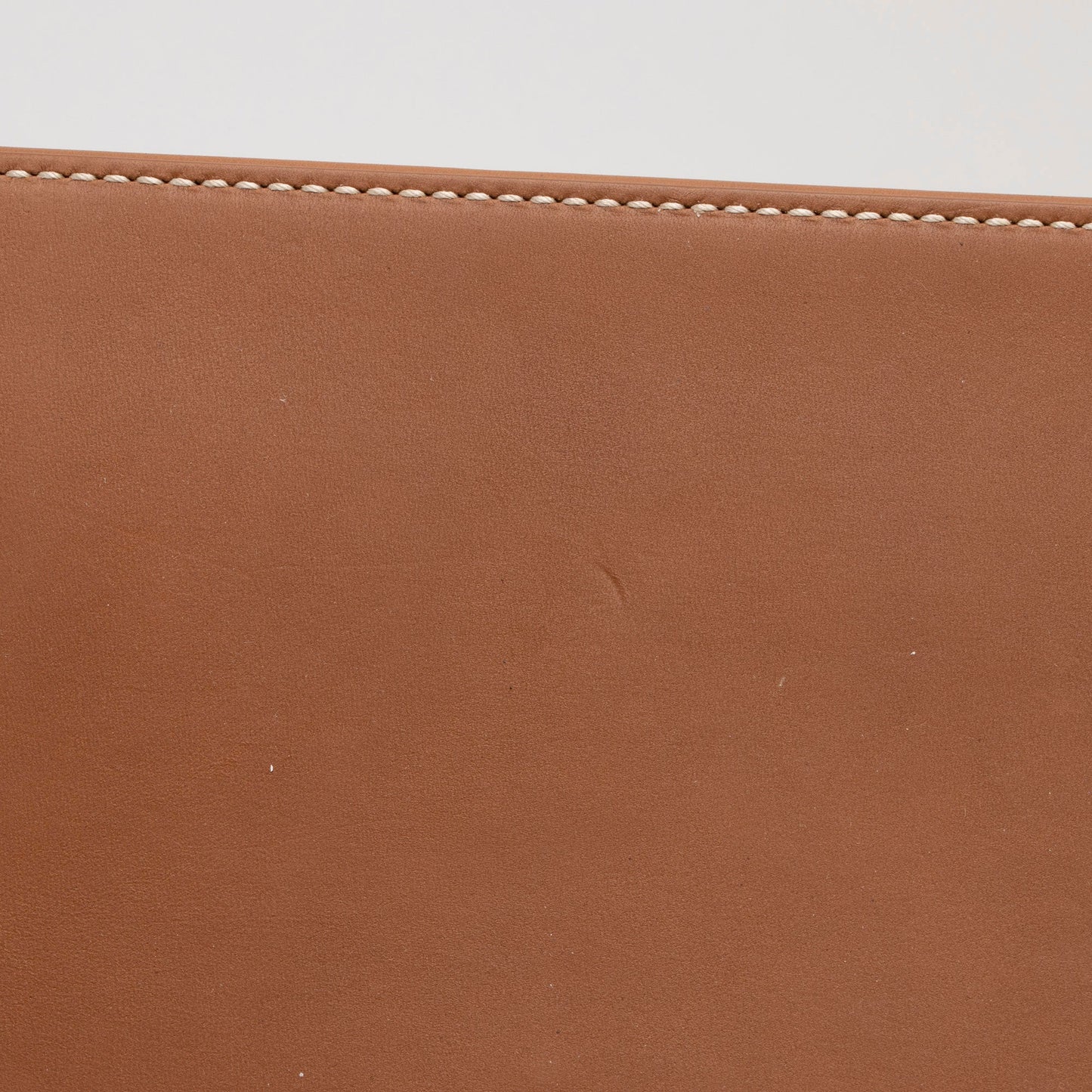 Saint Laurent Calfskin Vinyl Cabas Tote (SHF-wgVvKm)
