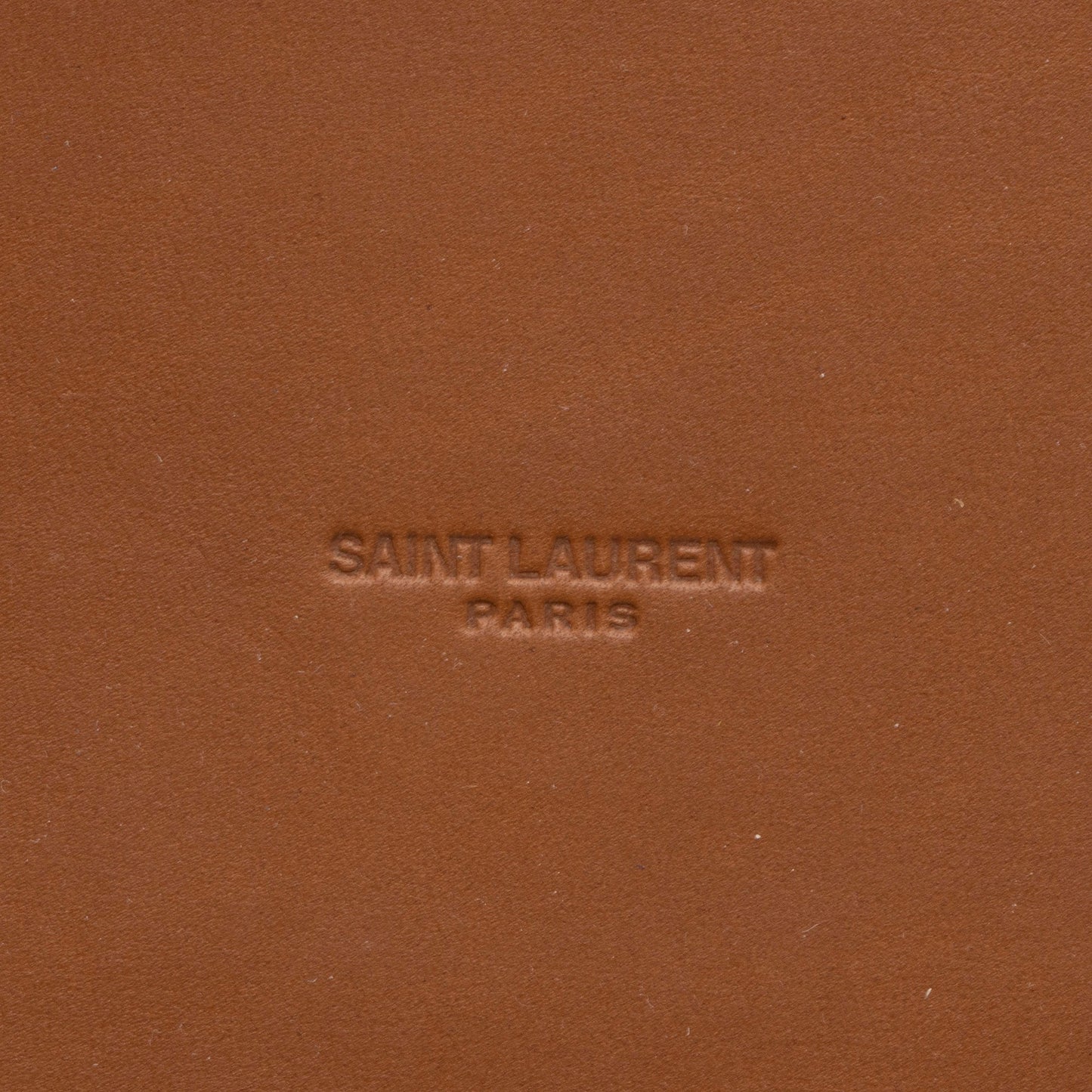 Saint Laurent Calfskin Vinyl Cabas Tote (SHF-wgVvKm)