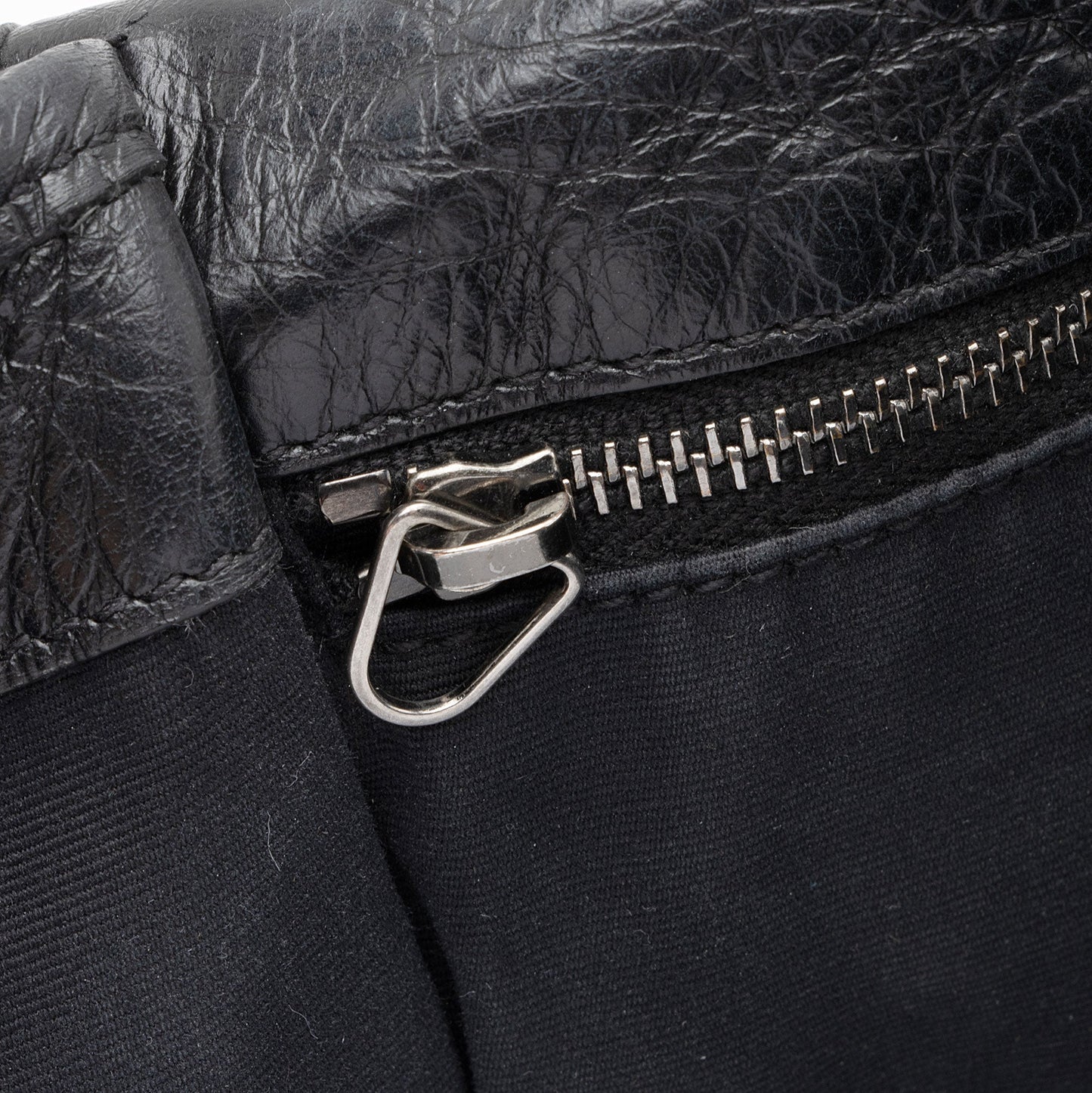 Saint Laurent Crinkled Calfskin Matte Black Monogram Niki Large Shoulder Bag (SHF-eFW25Q)
