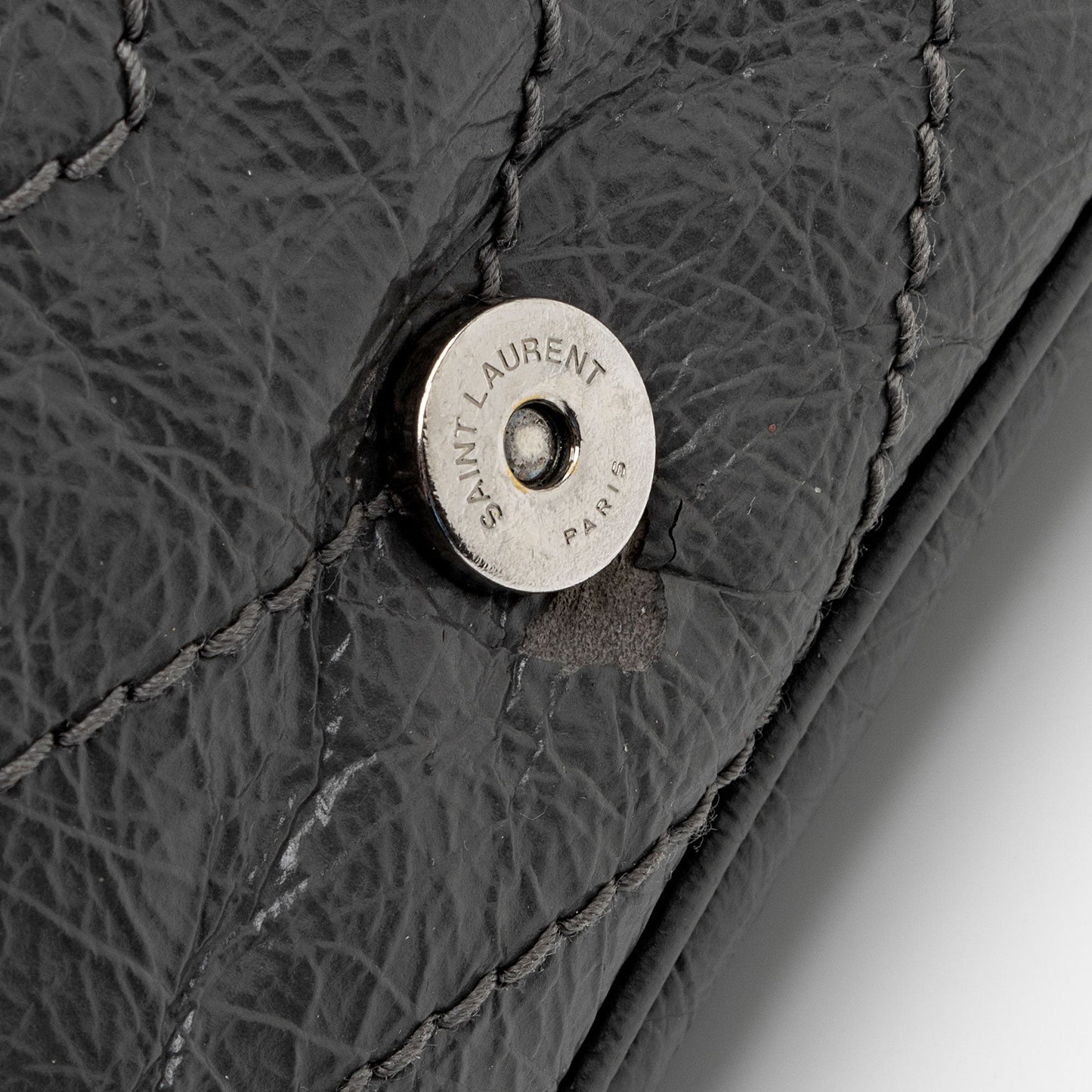 Saint Laurent Crinkled Calfskin Monogram Niki Chain Wallet (SHF-9O6DRW)