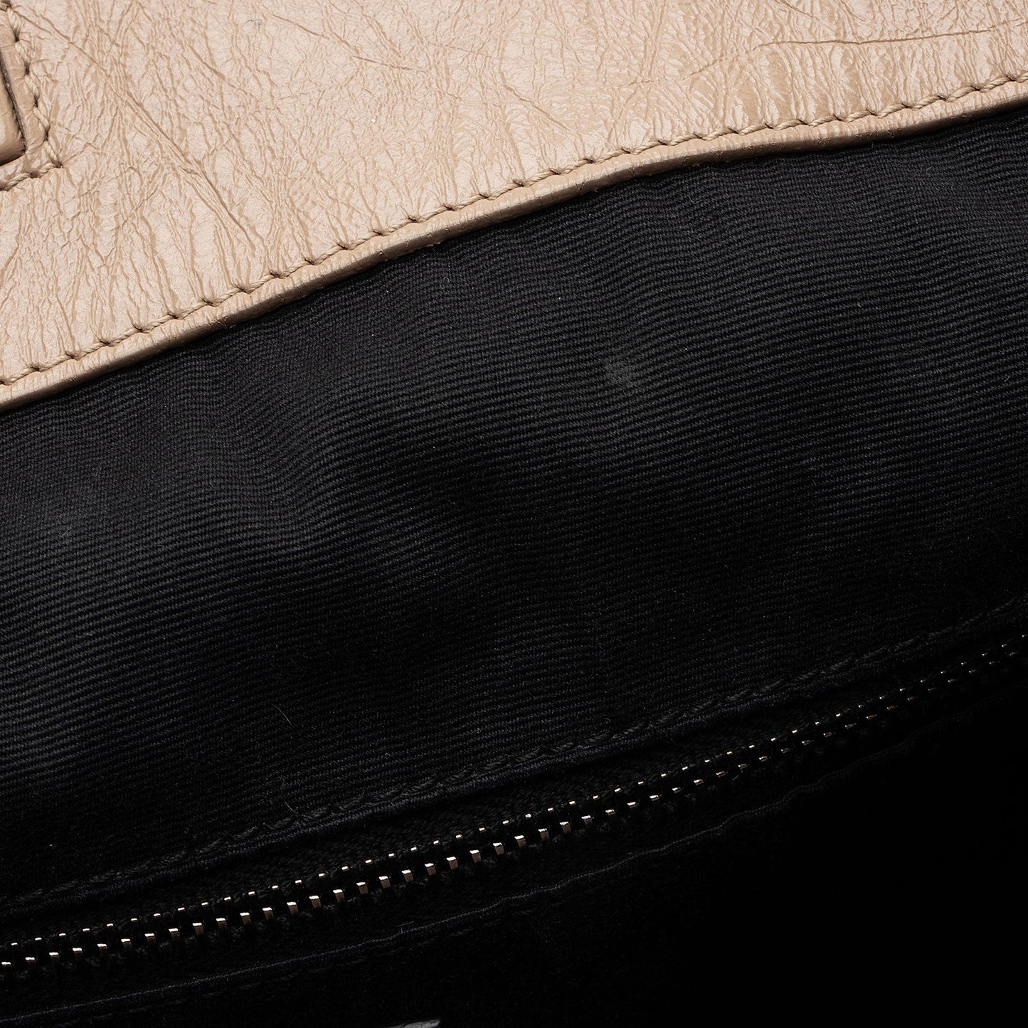 Saint Laurent Crinkled Calfskin Monogram Niki Large Shopping Tote (SHF-XeDWwD)